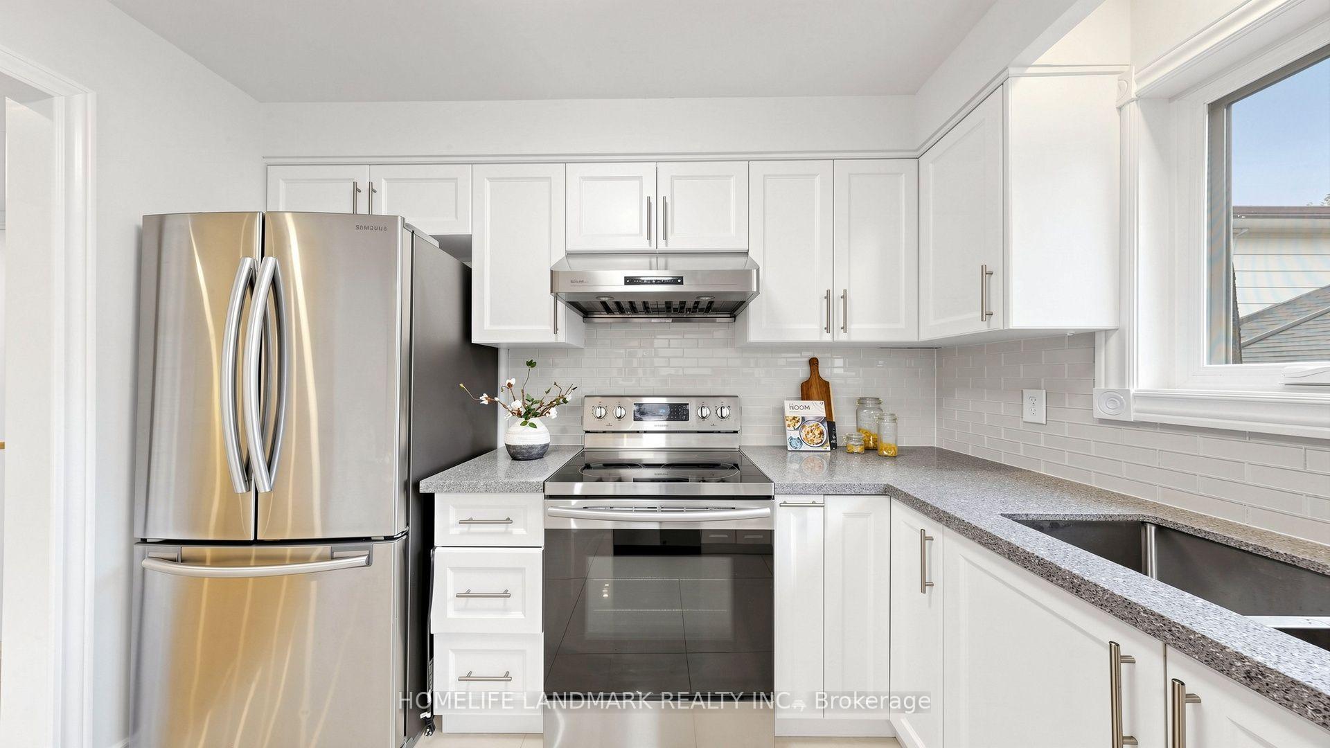 Photo 32 of 41 Angus Drive, North York, Don Valley Village — HOMEH