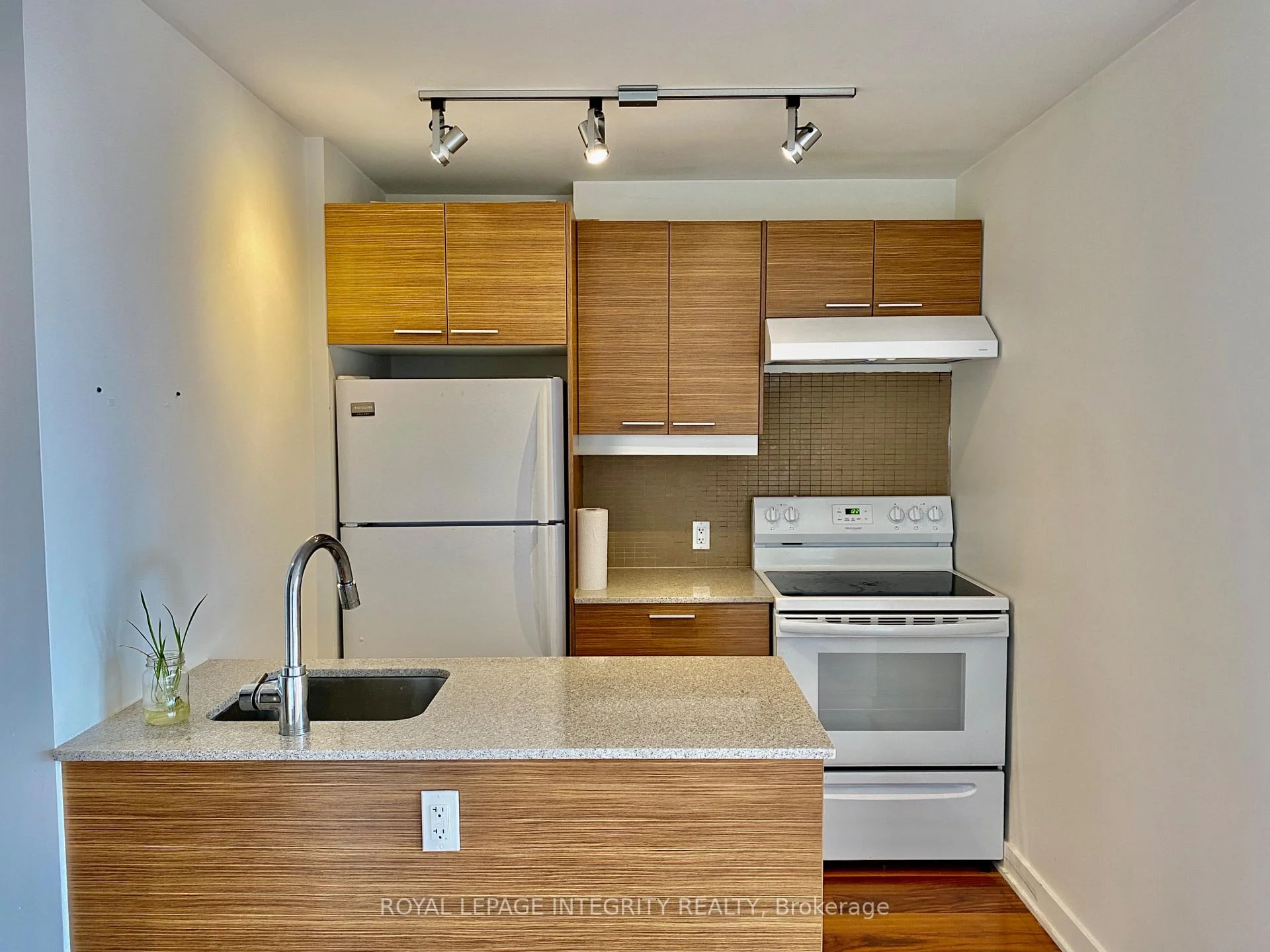 Photo 6 of Unit 331, 354 Gladstone Avenue, Ottawa, Ottawa Centre — HOMEH