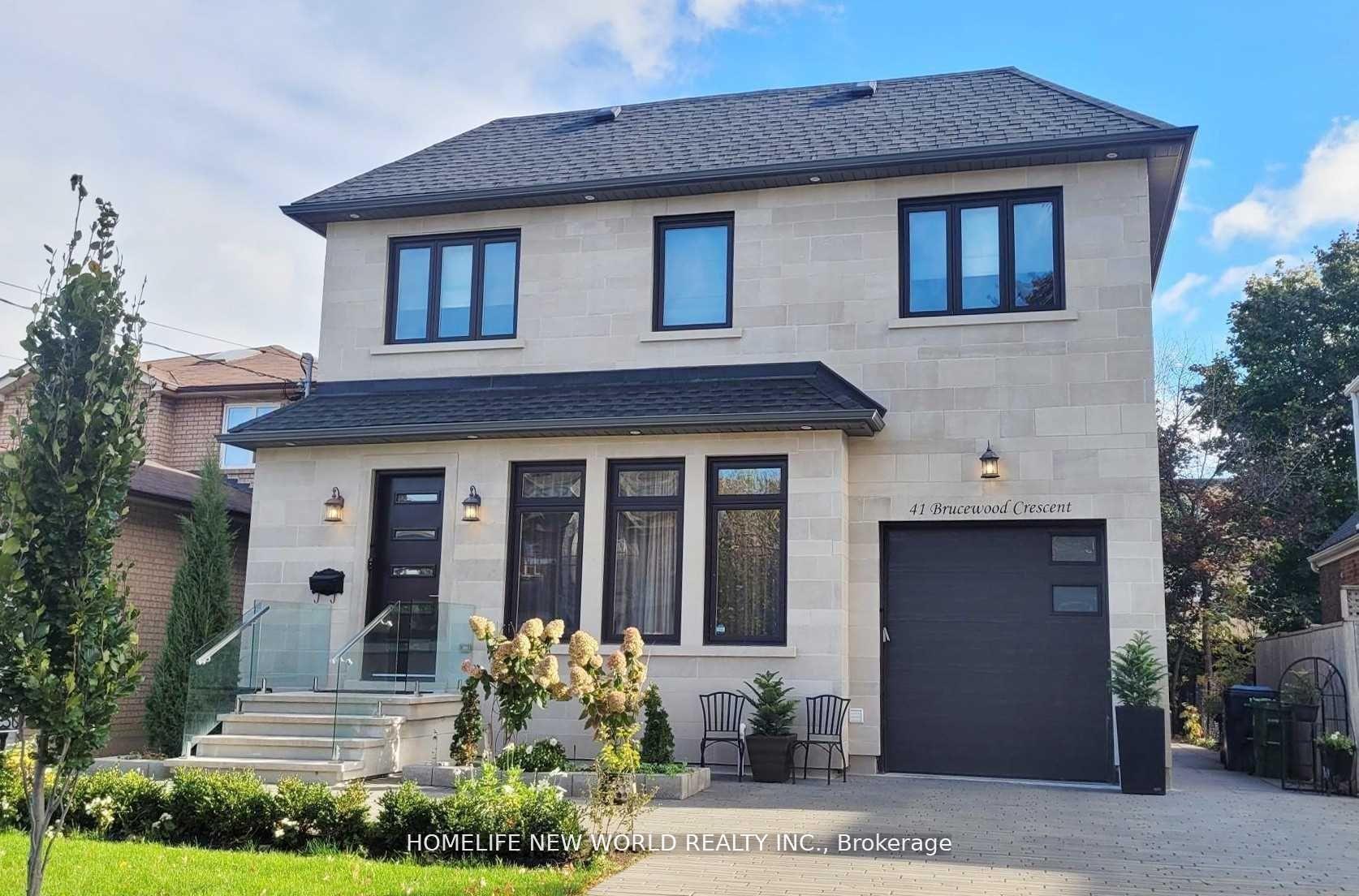 Photo 4 of 41 Brucewood Crescent, Toronto, Englemount-Lawrence — HOMEH