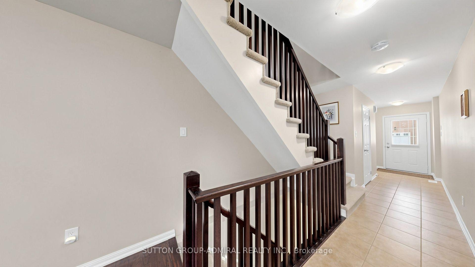 Photo 3 of 46 Edwin Pearson Street, Aurora, Bayview Northeast — HOMEH