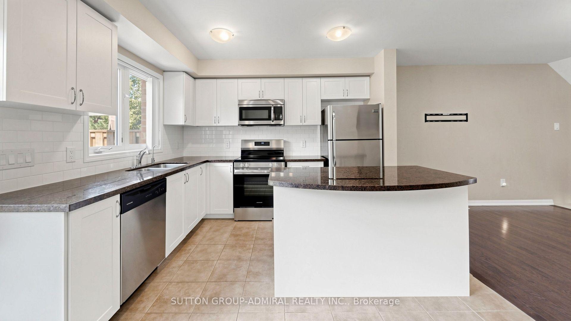 Photo 10 of 46 Edwin Pearson Street, Aurora, Bayview Northeast — HOMEH