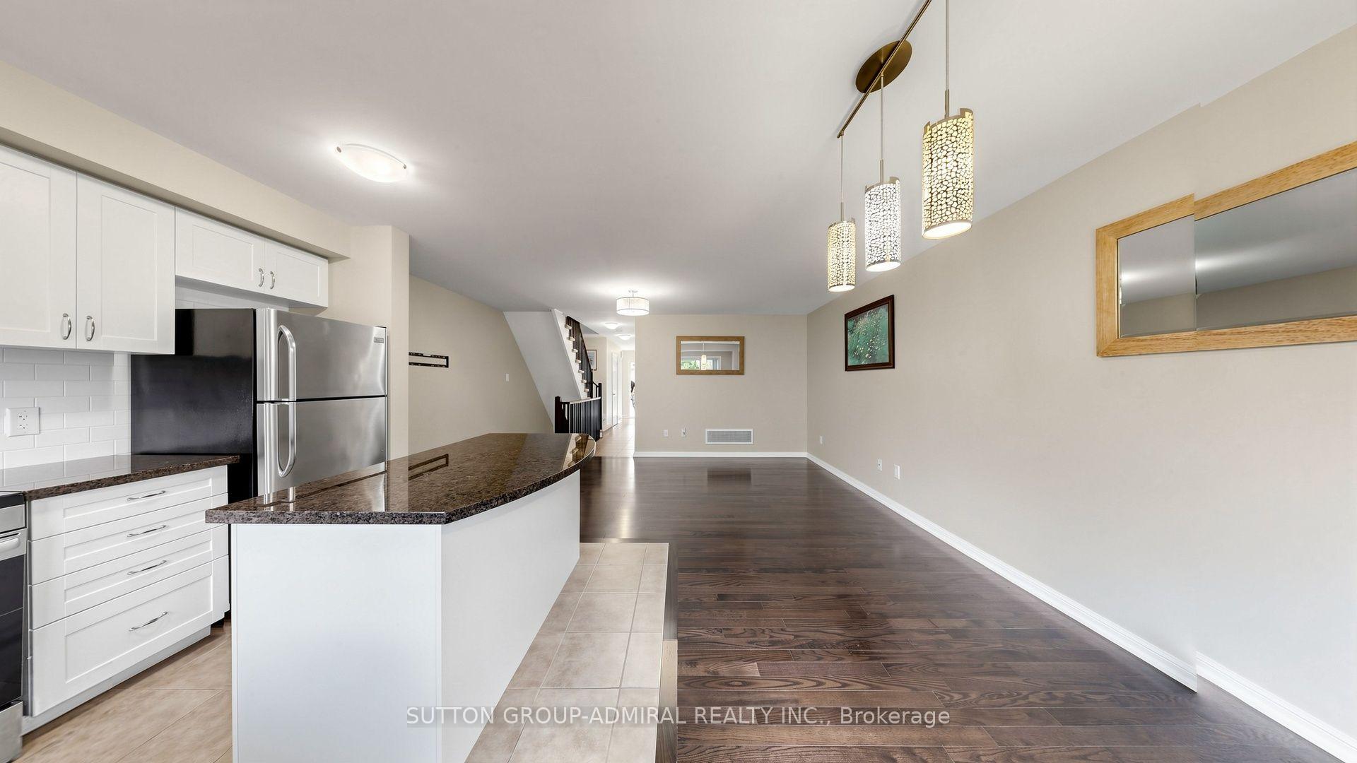 Photo 11 of 46 Edwin Pearson Street, Aurora, Bayview Northeast — HOMEH