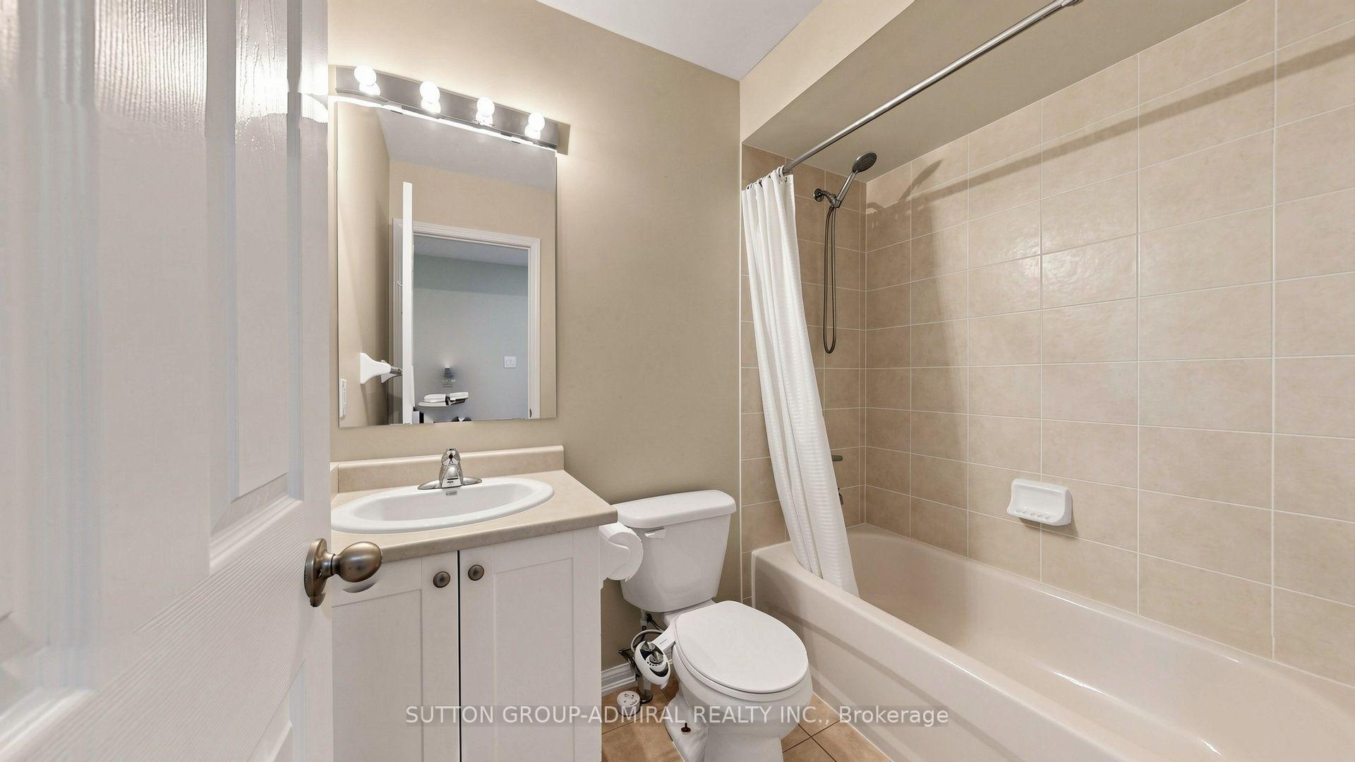 Photo 26 of 46 Edwin Pearson Street, Aurora, Bayview Northeast — HOMEH