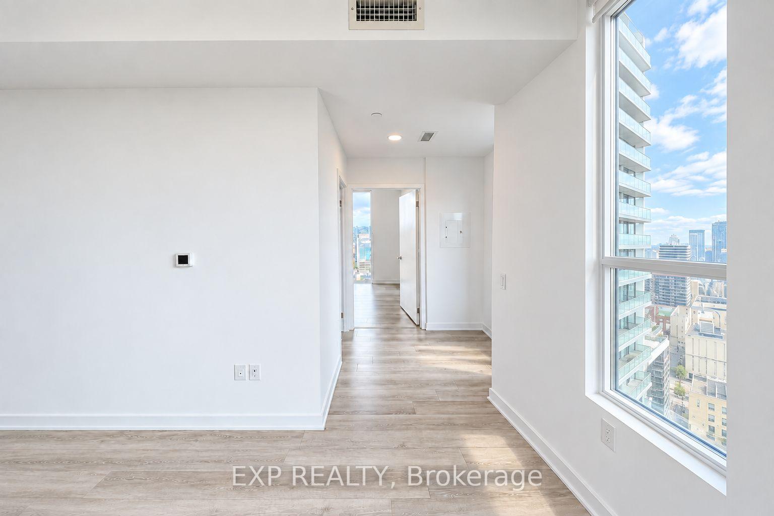 Photo 13 of Unit 3703, 238 Simcoe Street, Toronto, Kensington-Chinatown — HOMEH