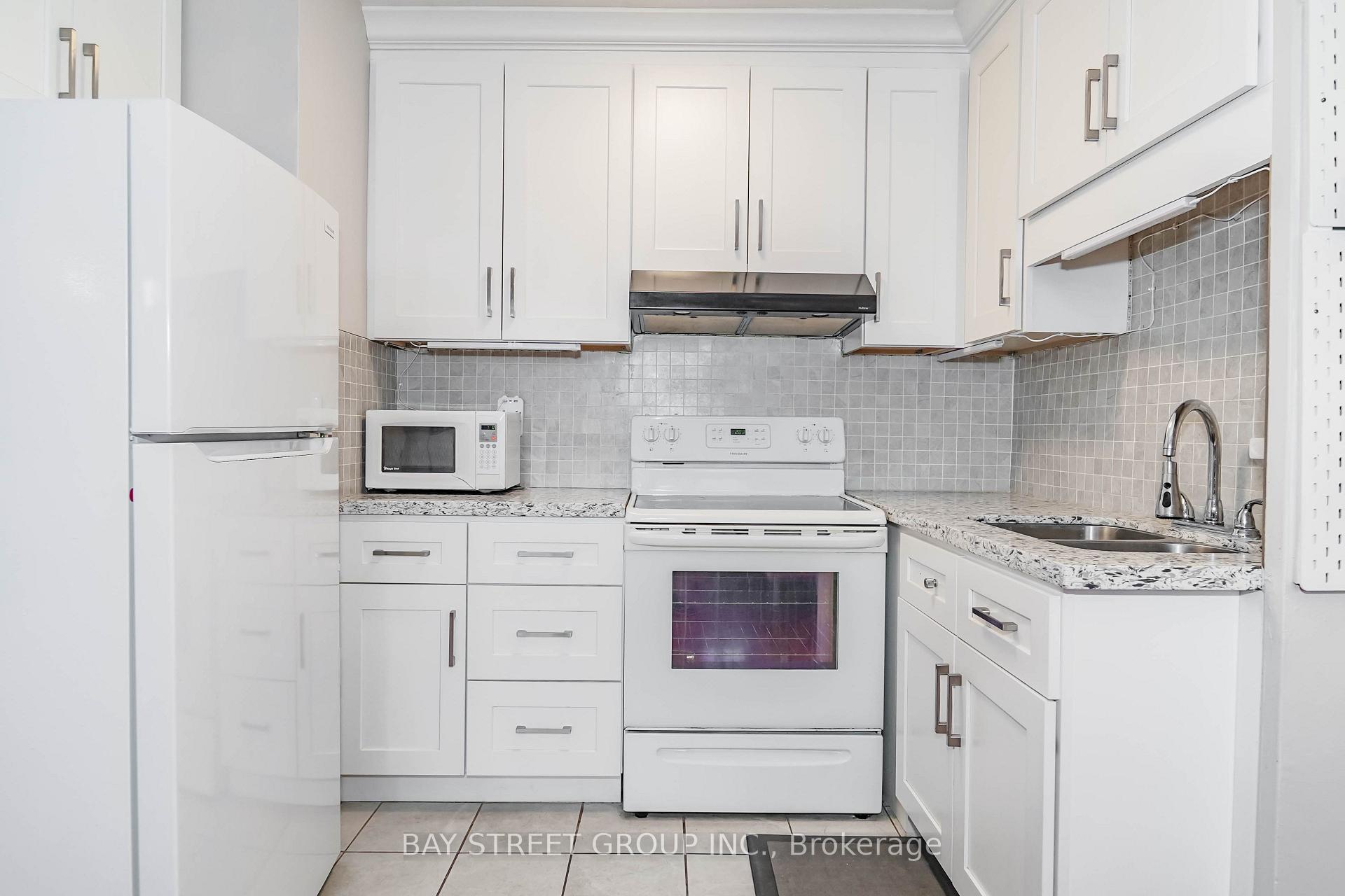Photo 8 of Unit 1016, 40 Homewood Avenue, Toronto, Cabbagetown-South St. James Town — HOMEH