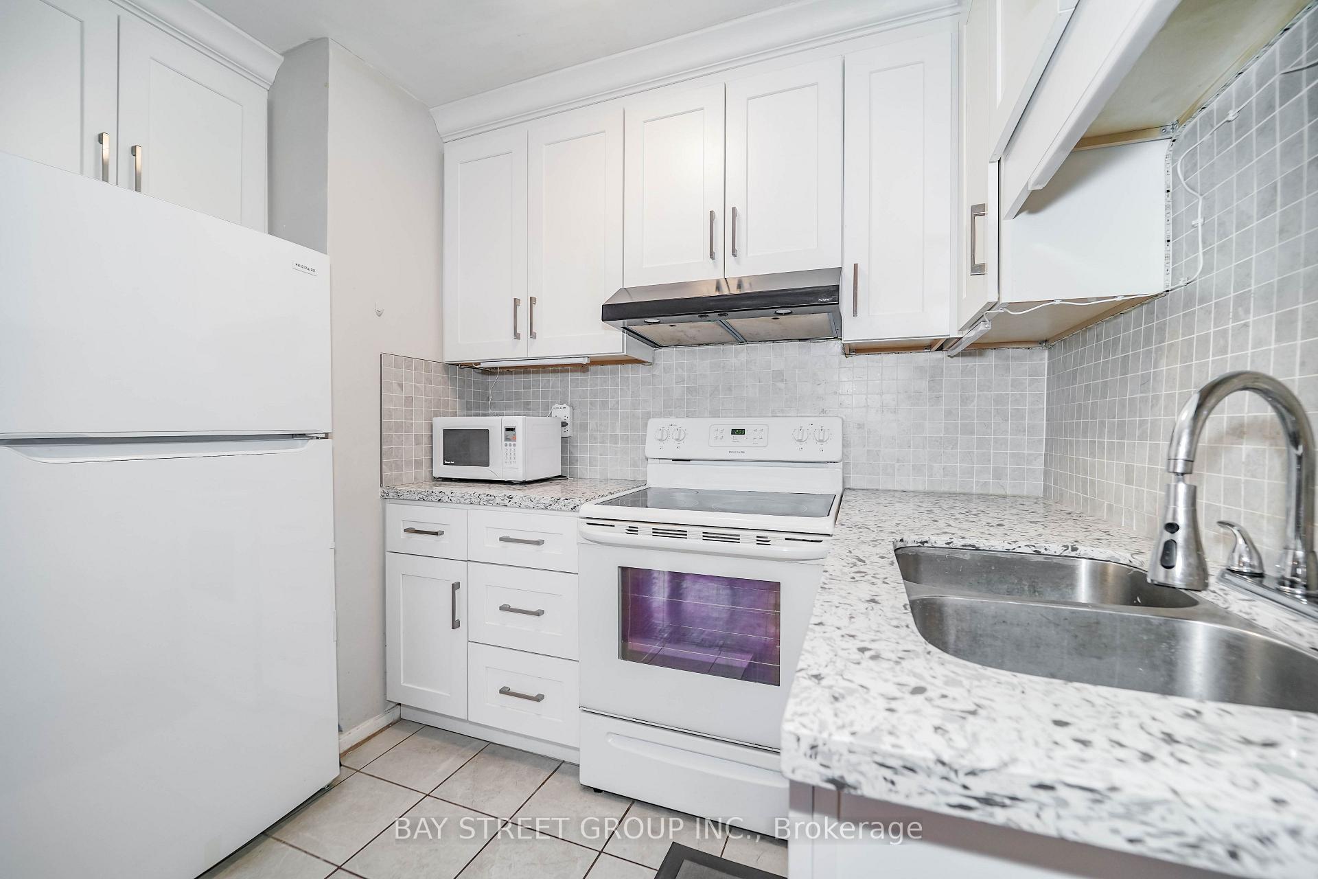 Photo 9 of Unit 1016, 40 Homewood Avenue, Toronto, Cabbagetown-South St. James Town — HOMEH