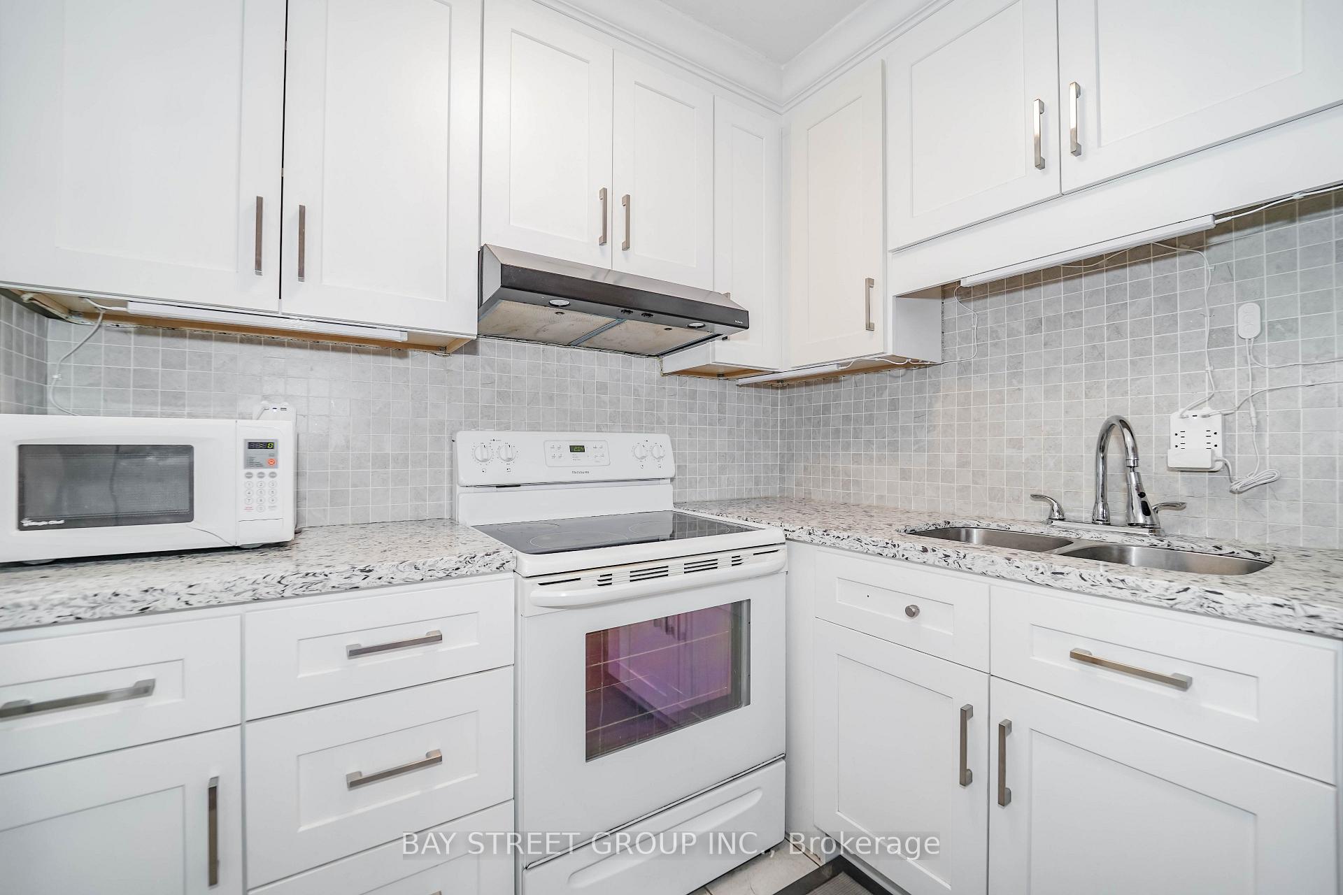 Photo 10 of Unit 1016, 40 Homewood Avenue, Toronto, Cabbagetown-South St. James Town — HOMEH