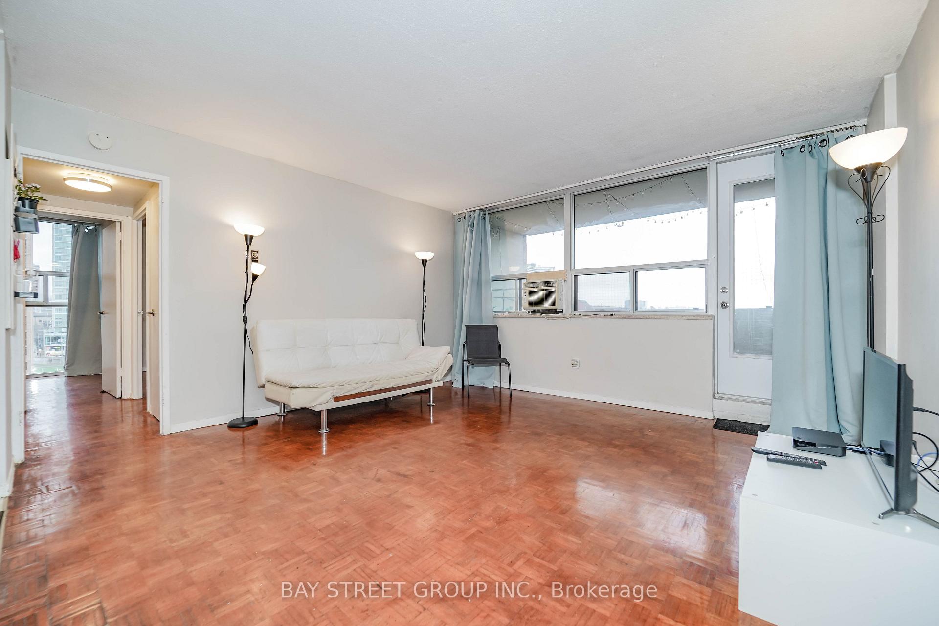 Photo 12 of Unit 1016, 40 Homewood Avenue, Toronto, Cabbagetown-South St. James Town — HOMEH