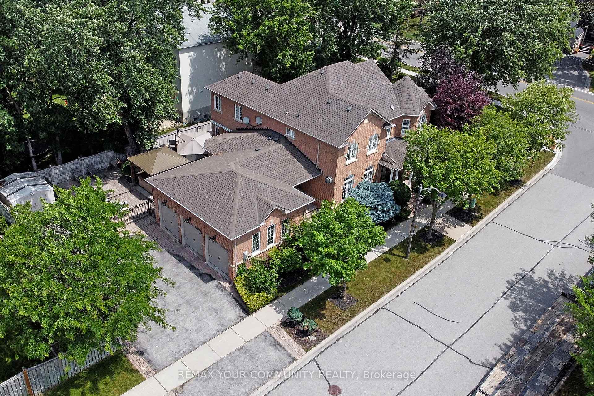 Photo of 2 Winterberry Drive