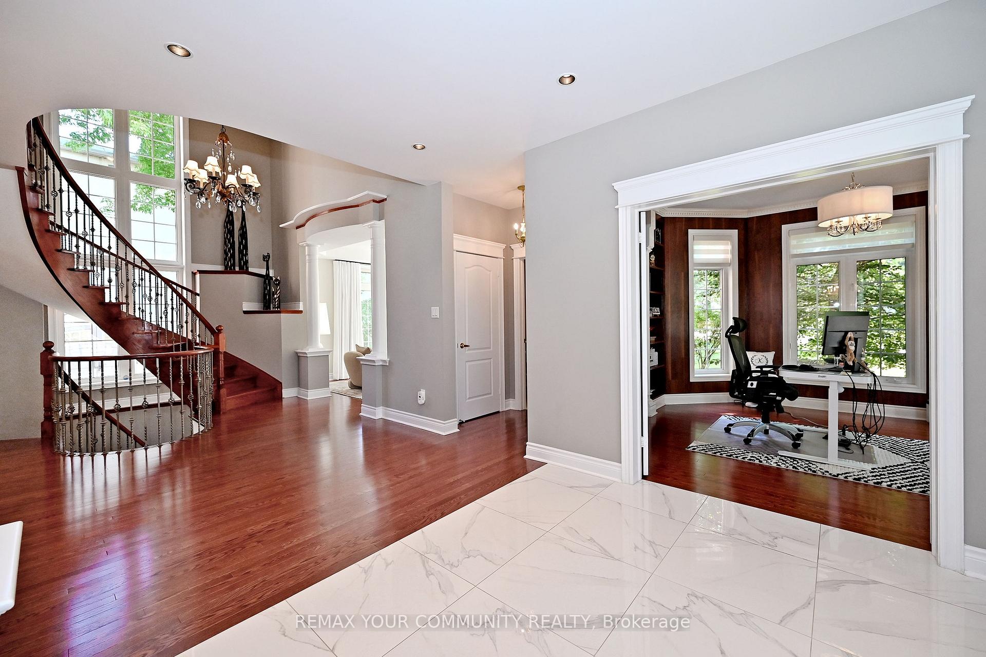 Photo 14 of 2 Winterberry Drive, Markham, Legacy — HOMEH