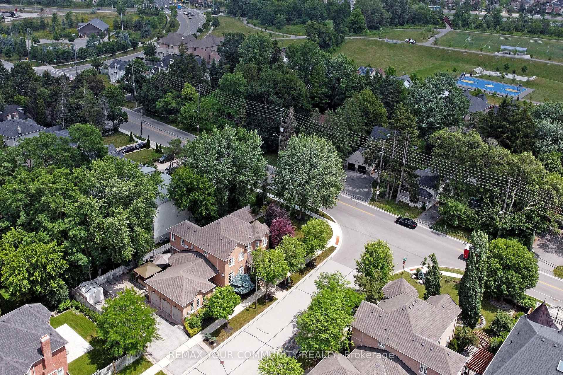 Photo 65 of 2 Winterberry Drive, Markham, Legacy — HOMEH