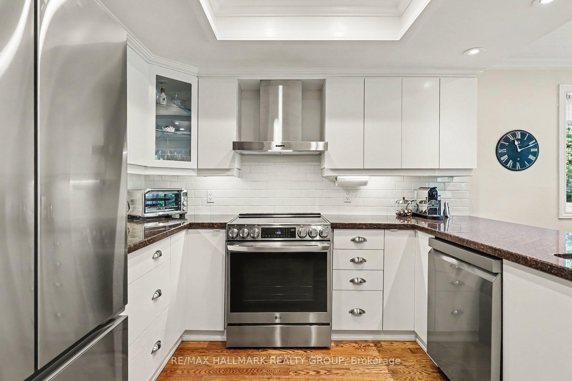 Photo 12 of 1673 Teslin Court, Ottawa, Chateauneuf — HOMEH