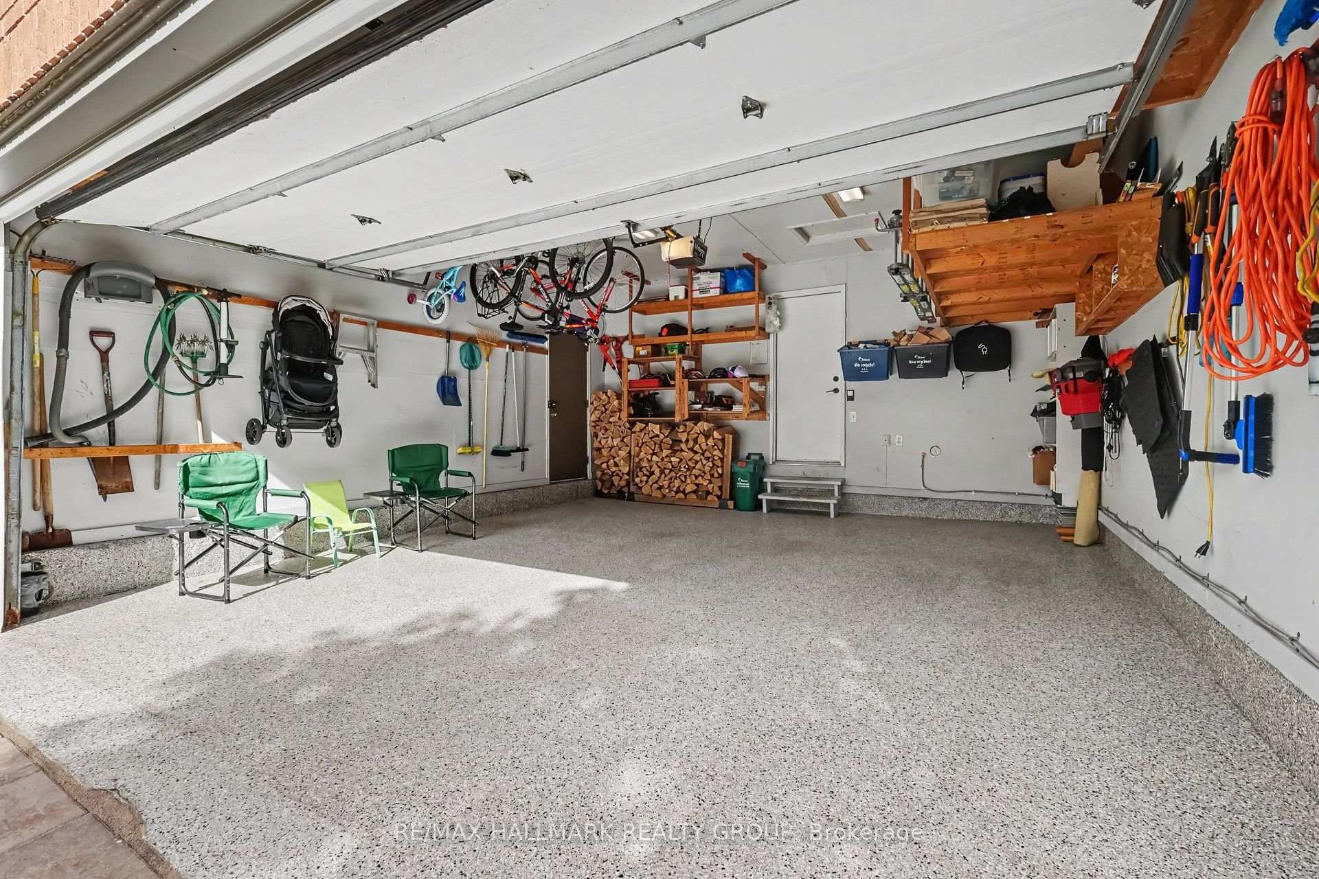 Photo 25 of 1673 Teslin Court, Ottawa, Chateauneuf — HOMEH
