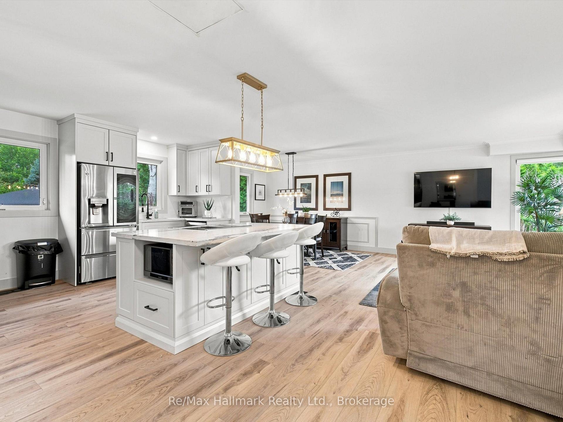 Photo 7 of 2031 Duncan Road, Oakville, Ford — HOMEH
