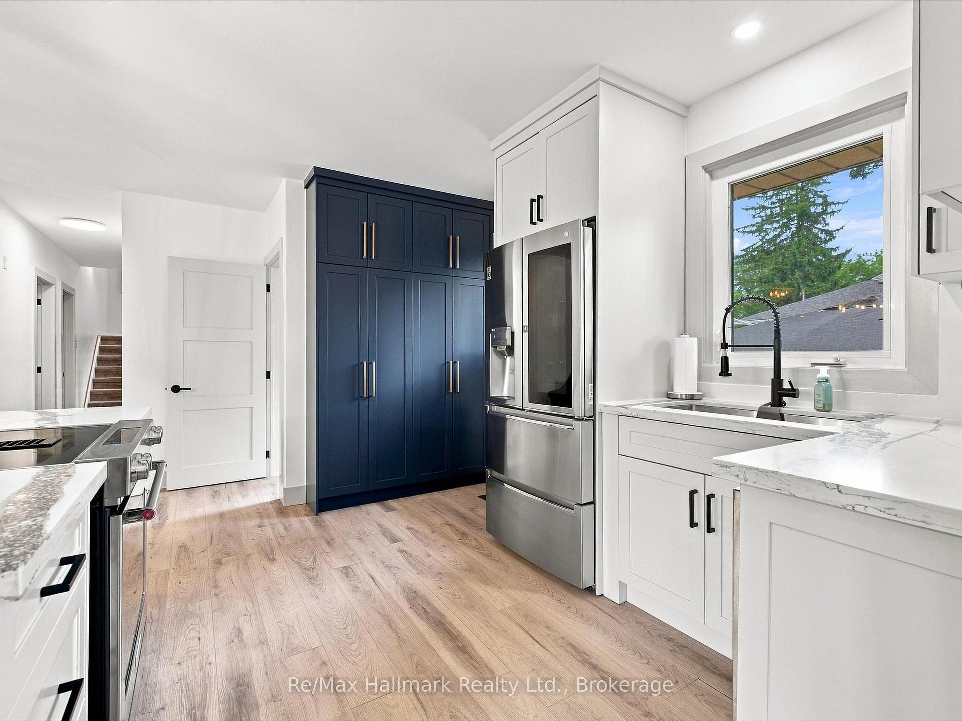 Photo 12 of 2031 Duncan Road, Oakville, Ford — HOMEH