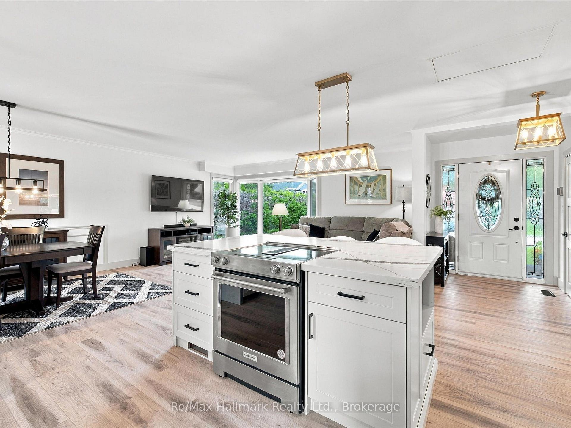 Photo 13 of 2031 Duncan Road, Oakville, Ford — HOMEH