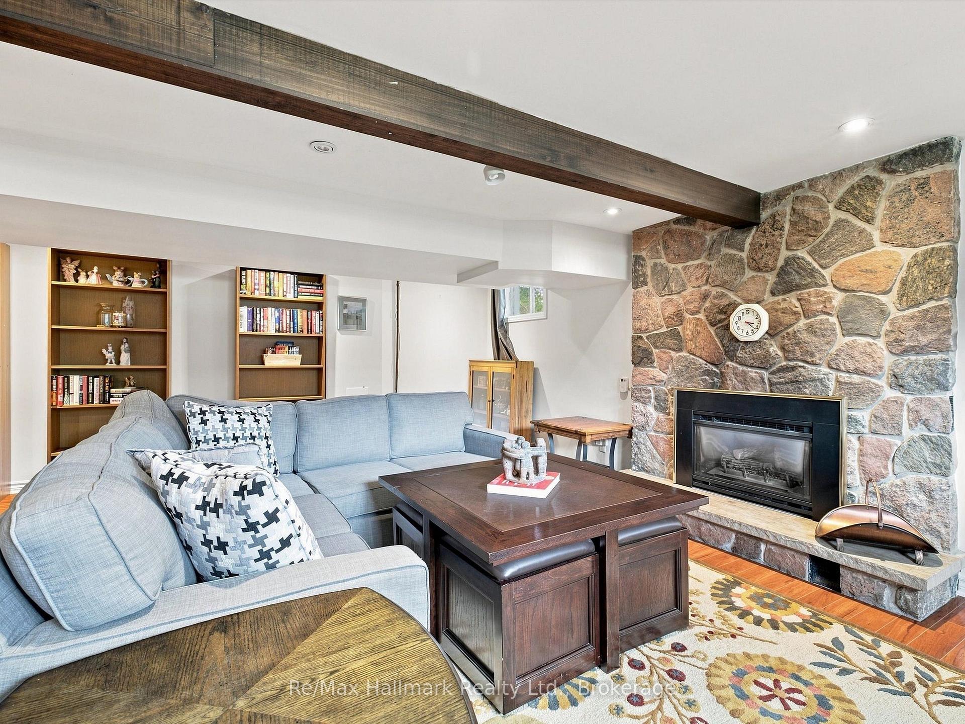 Photo 30 of 2031 Duncan Road, Oakville, Ford — HOMEH