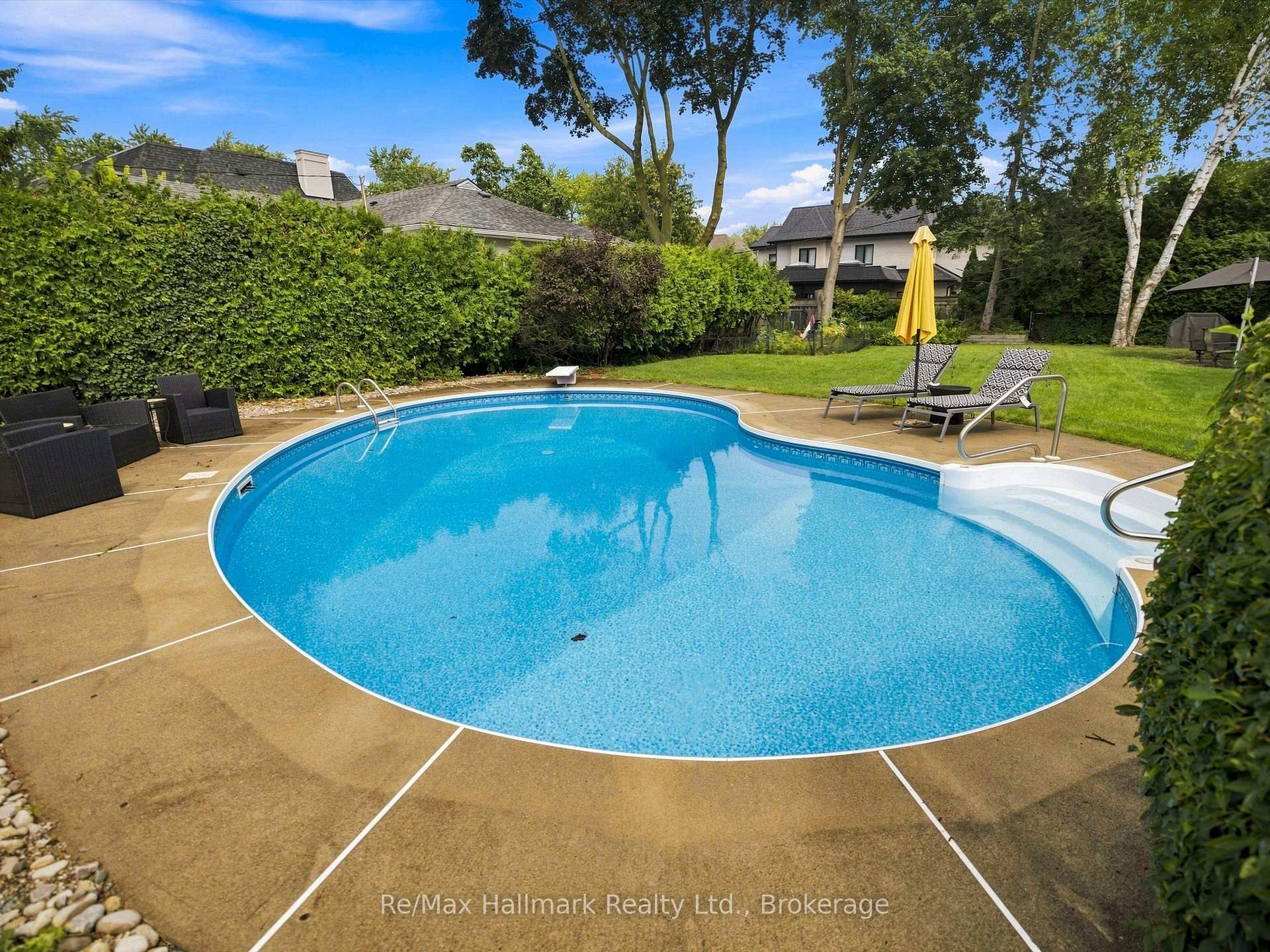 Photo 38 of 2031 Duncan Road, Oakville, Ford — HOMEH