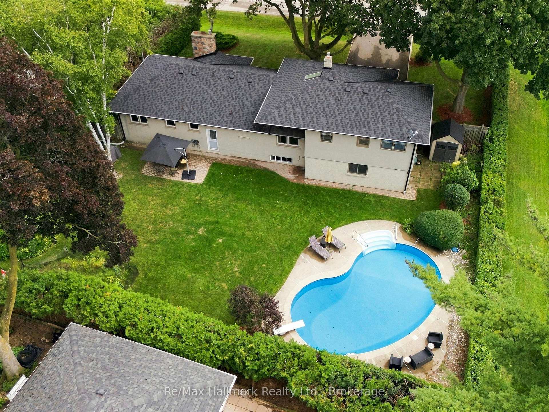 Photo 42 of 2031 Duncan Road, Oakville, Ford — HOMEH