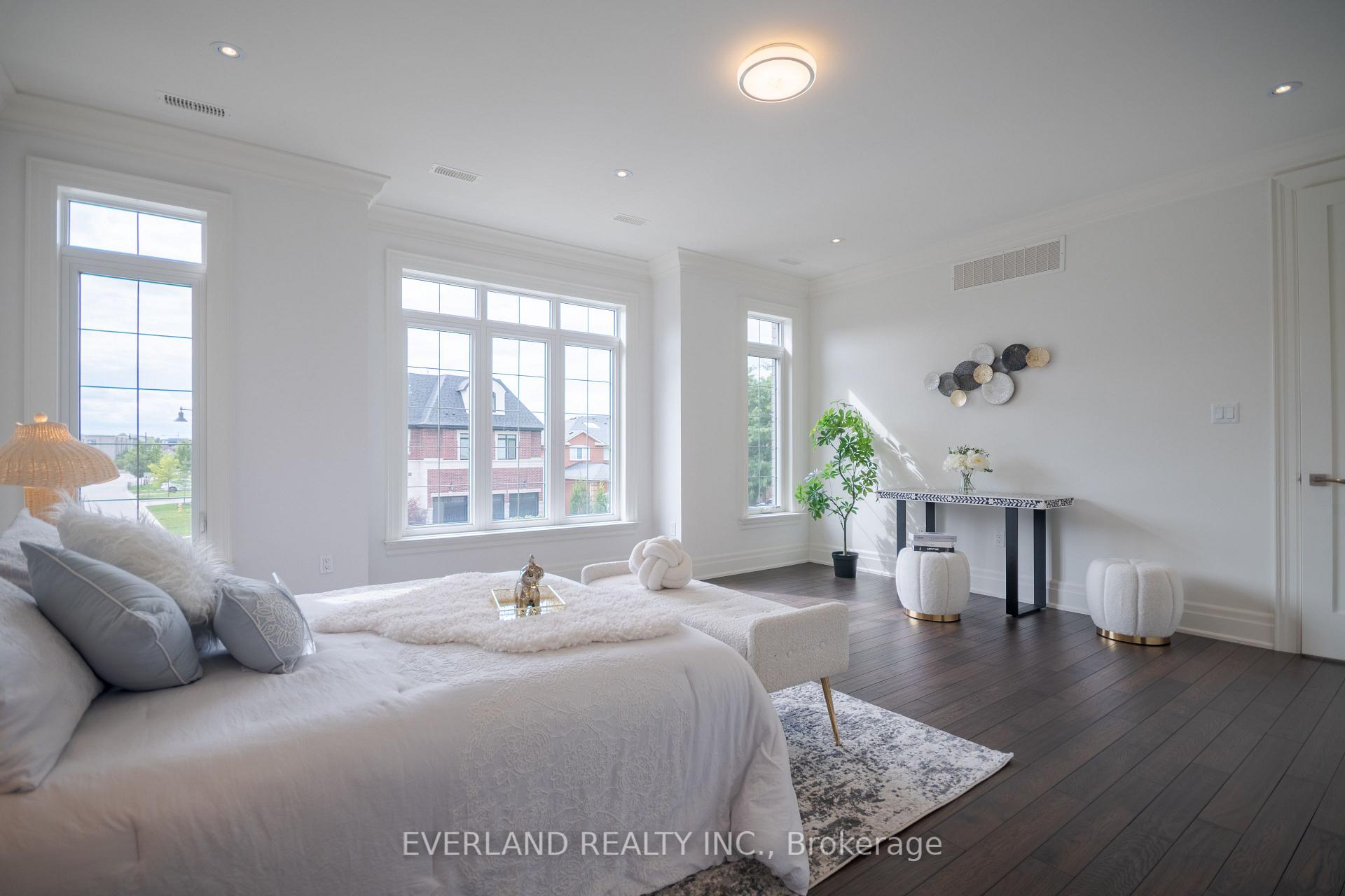 Photo 18 of 97 Fitzgerald Avenue, Markham, Unionville — HOMEH