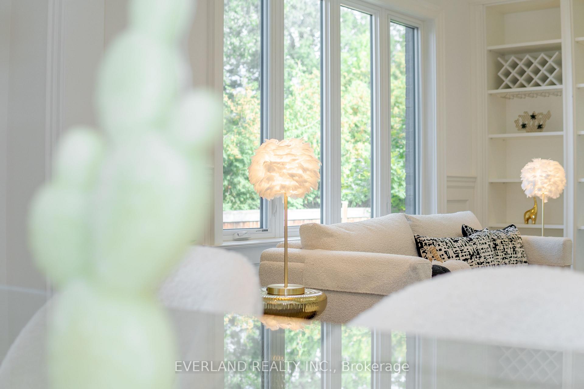 Photo 21 of 97 Fitzgerald Avenue, Markham, Unionville — HOMEH