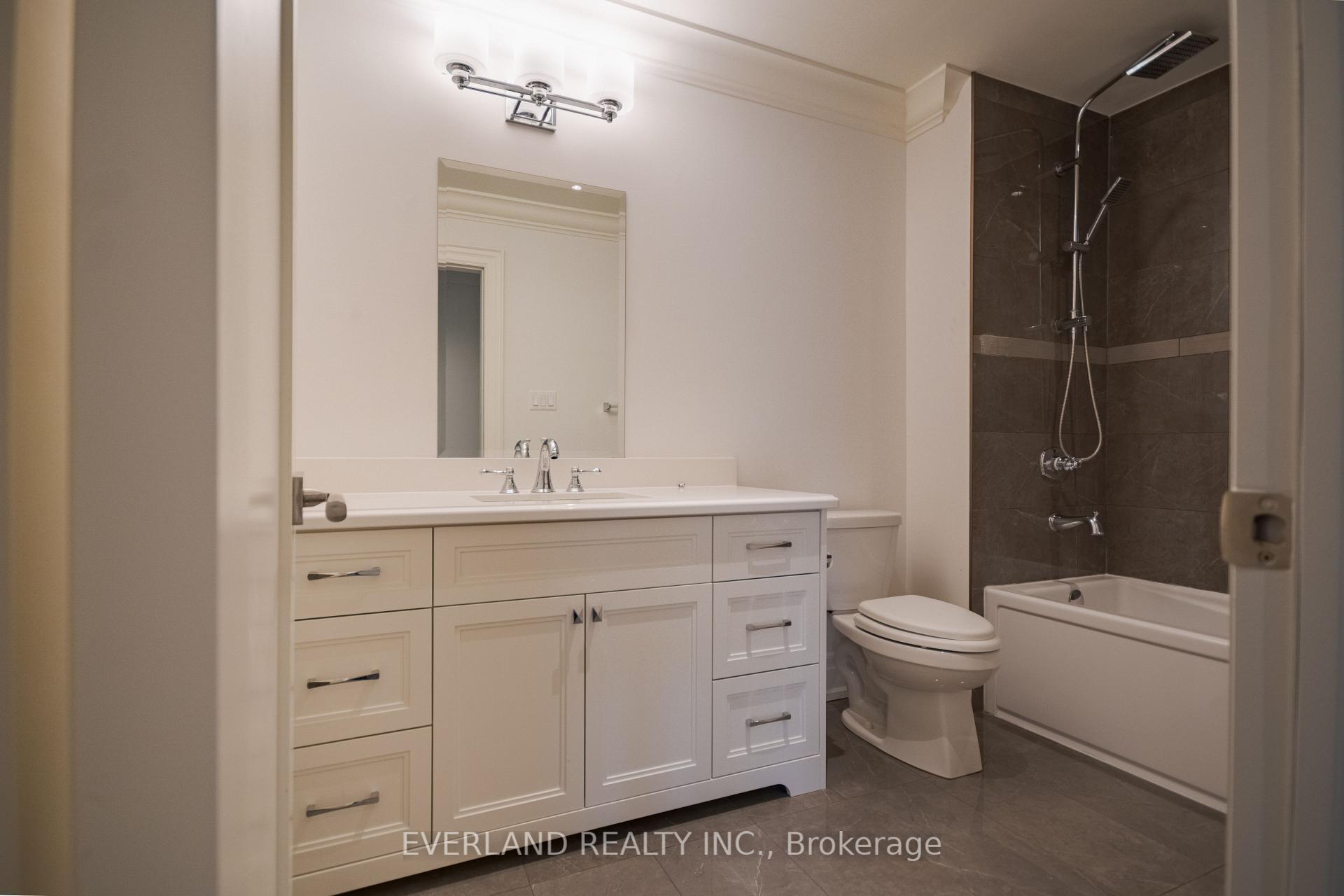 Photo 33 of 97 Fitzgerald Avenue, Markham, Unionville — HOMEH