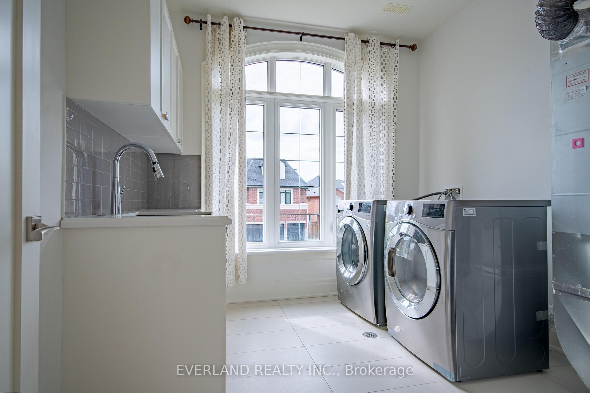 Photo 34 of 97 Fitzgerald Avenue, Markham, Unionville — HOMEH