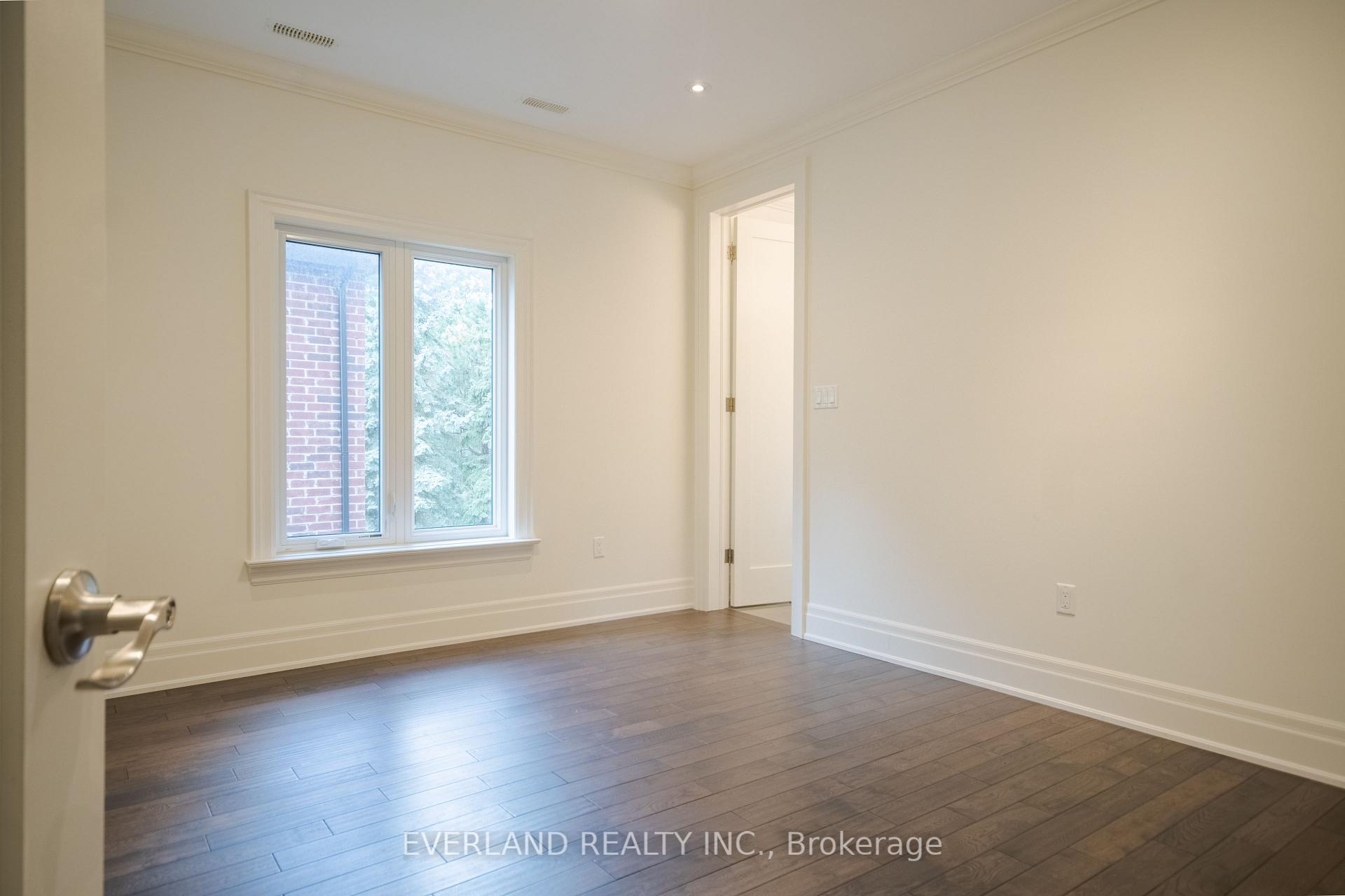 Photo 35 of 97 Fitzgerald Avenue, Markham, Unionville — HOMEH