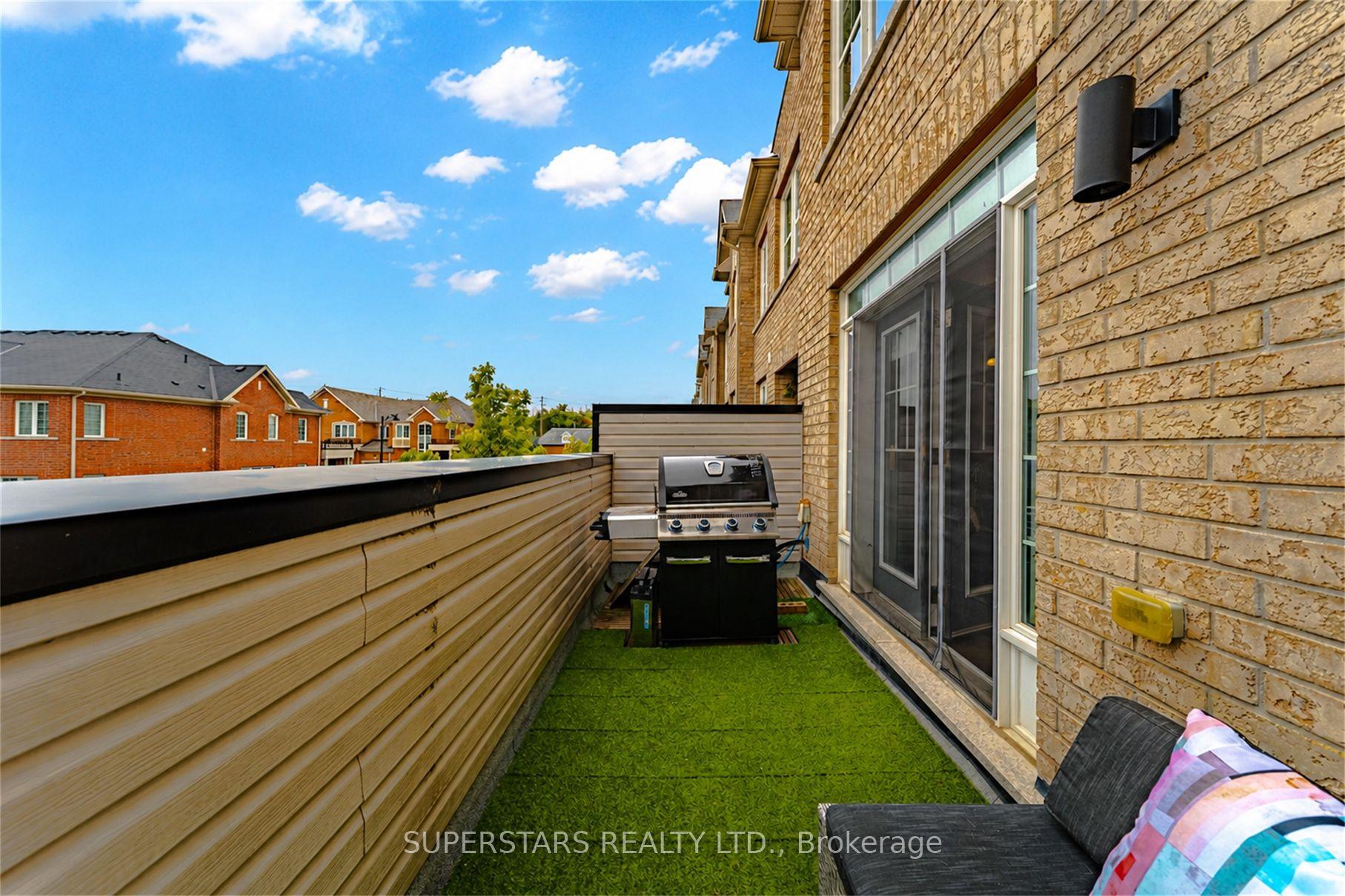 Photo 10 of 10604 Bathurst Street, Vaughan, Patterson — HOMEH