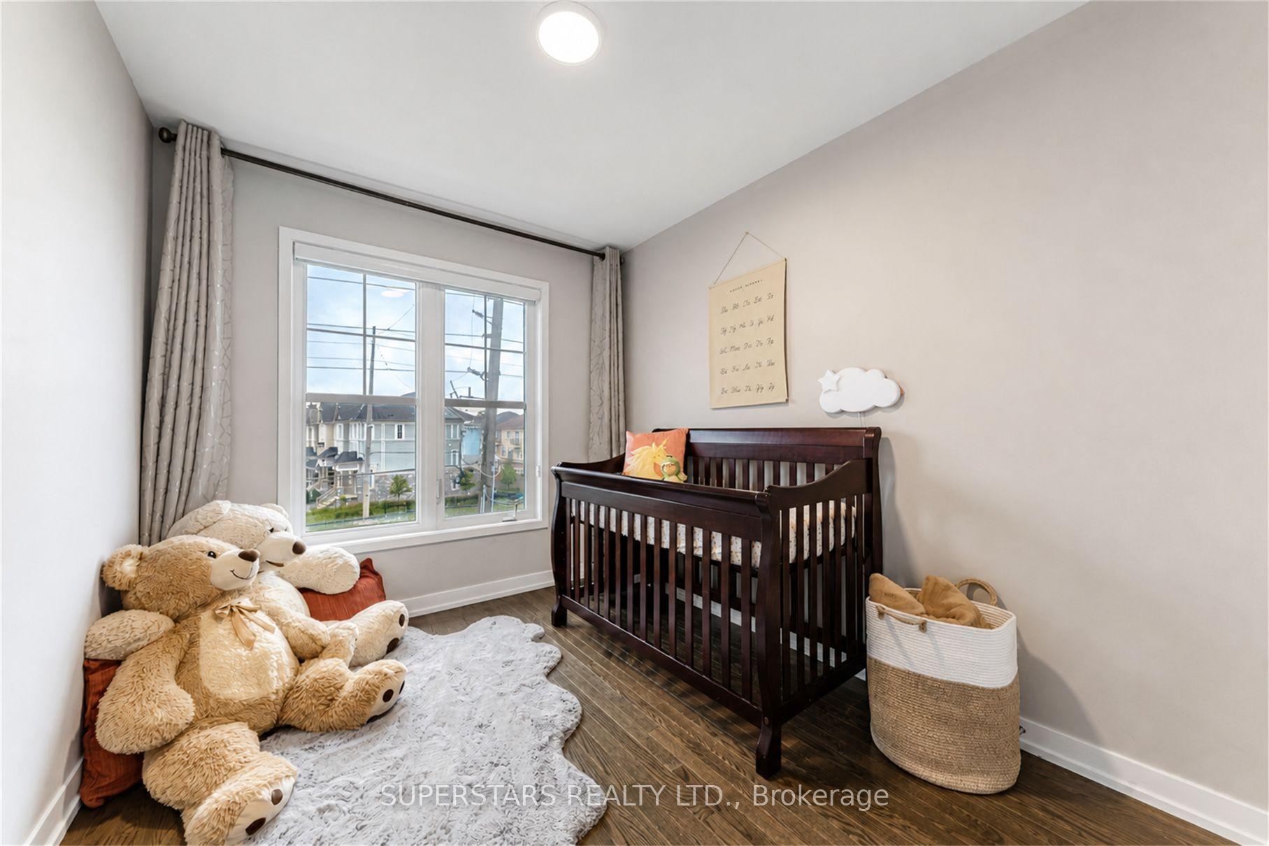 Photo 21 of 10604 Bathurst Street, Vaughan, Patterson — HOMEH
