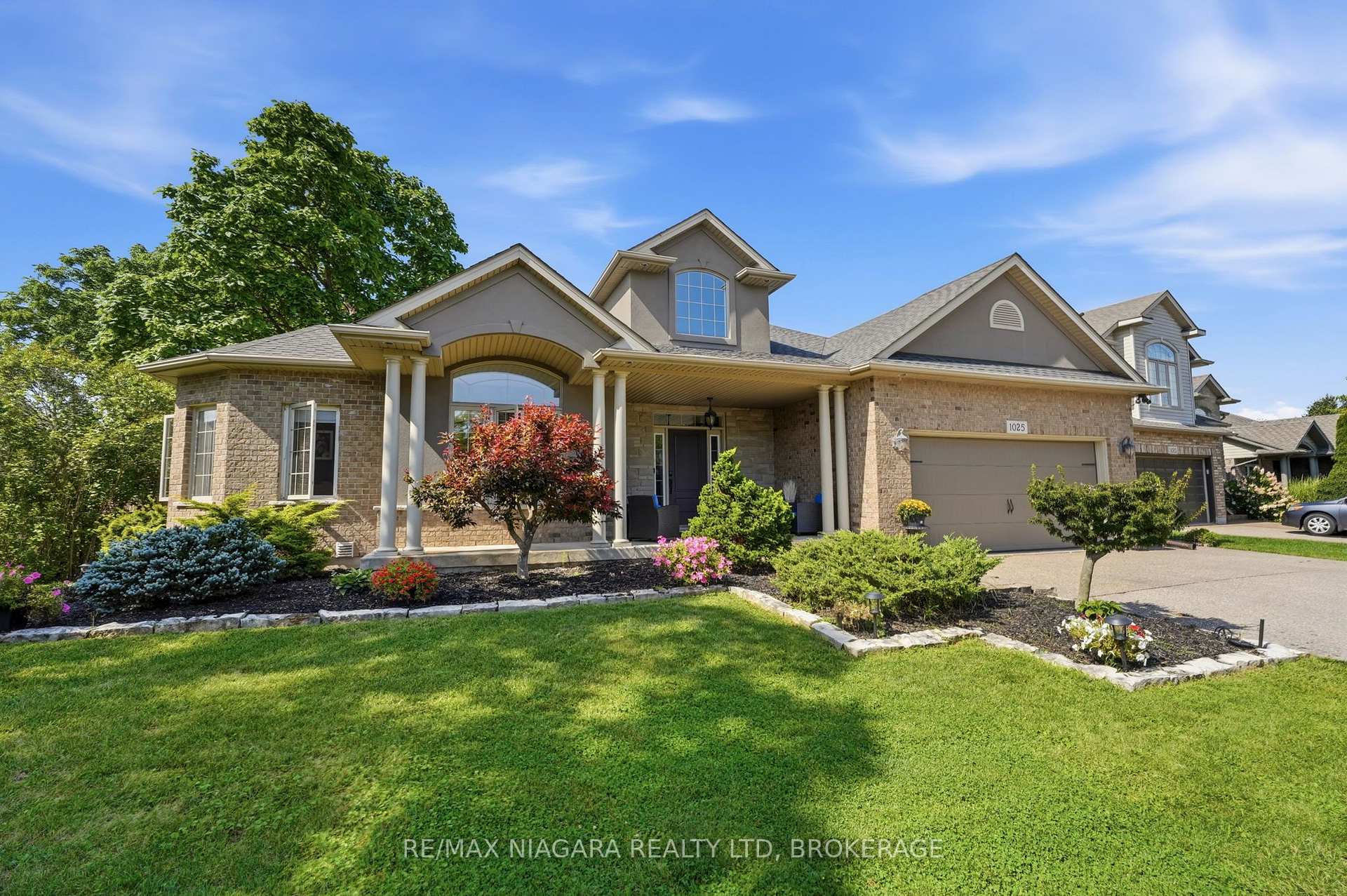 Photo 2 of 1025 Pelham Road, St. Catharines, Rykert/Vansickle — HOMEH