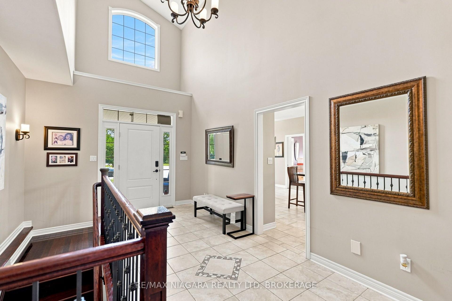 Photo 5 of 1025 Pelham Road, St. Catharines, Rykert/Vansickle — HOMEH