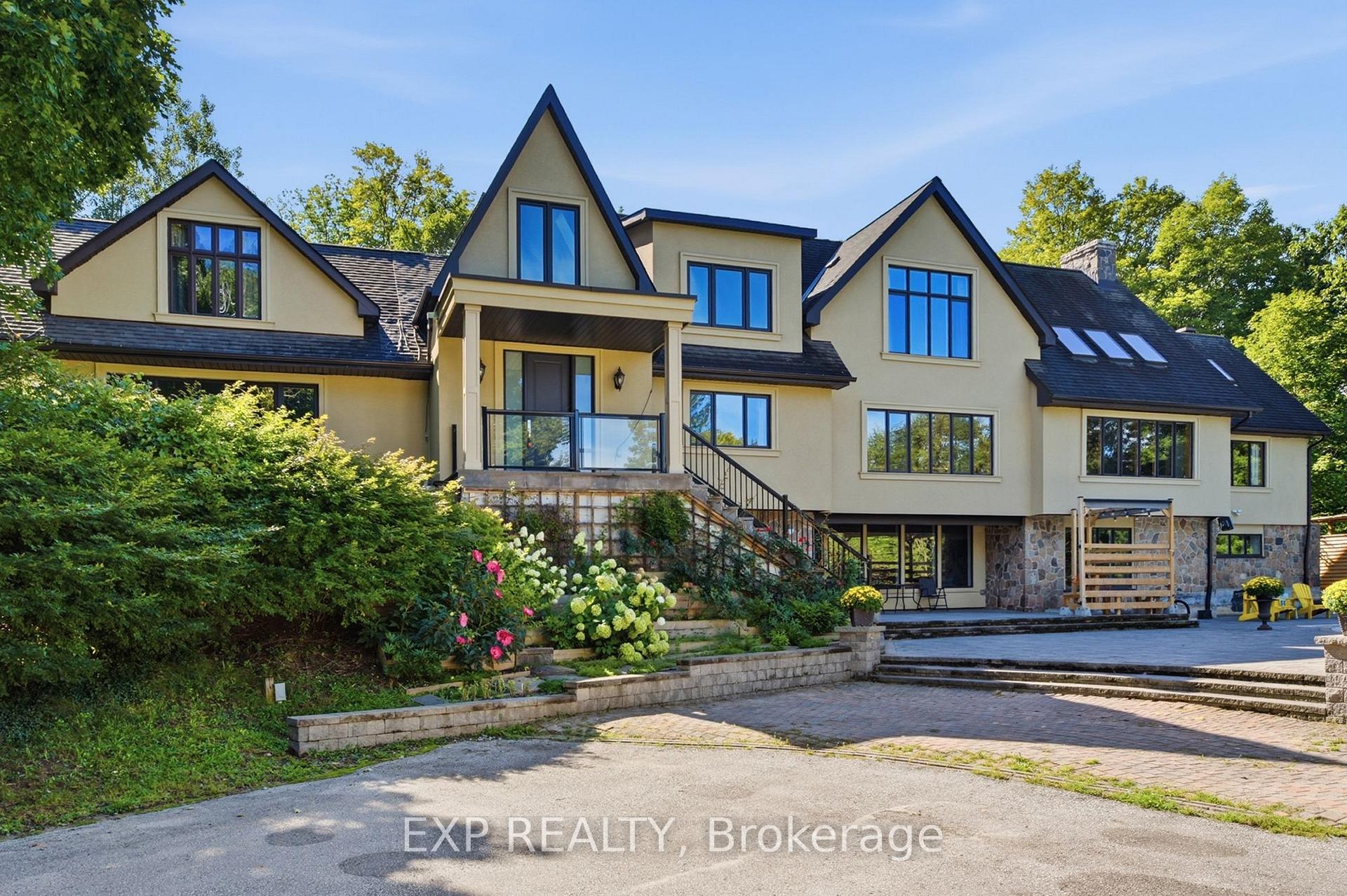 Photo of 1785 Davis Drive W