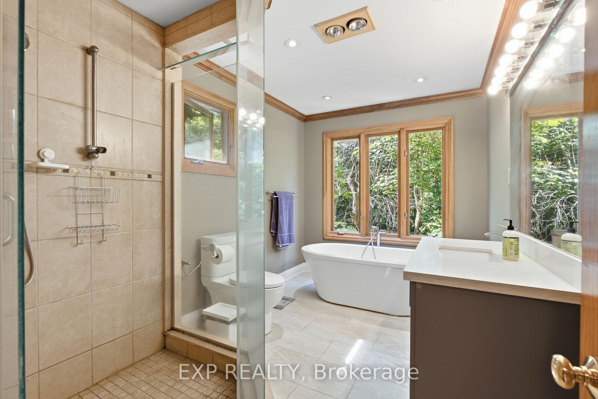 Photo 18 of 1785 Davis Drive W, King, Rural King — HOMEH