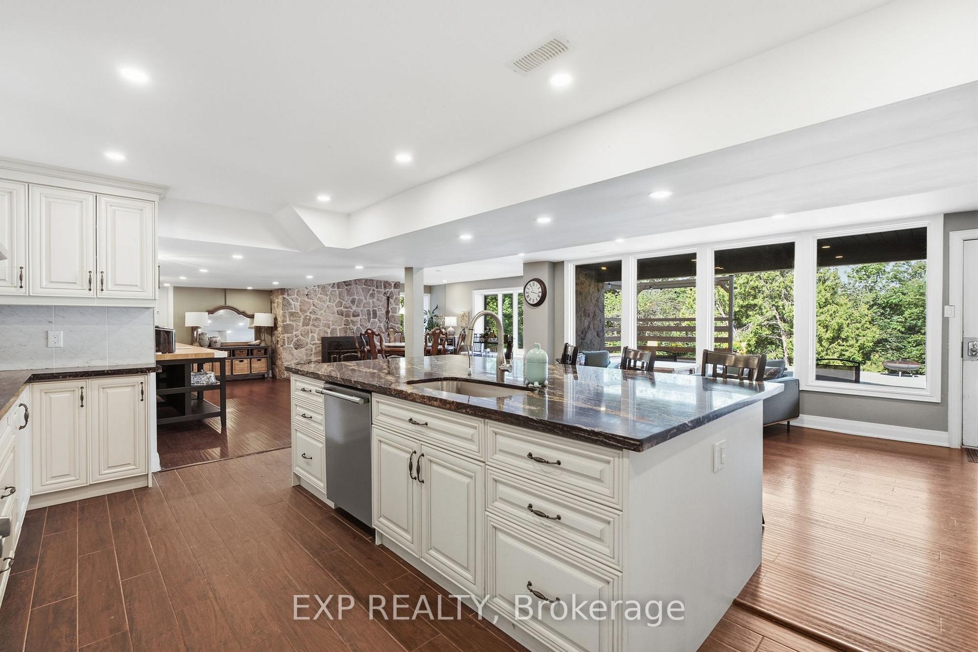 Photo 29 of 1785 Davis Drive W, King, Rural King — HOMEH