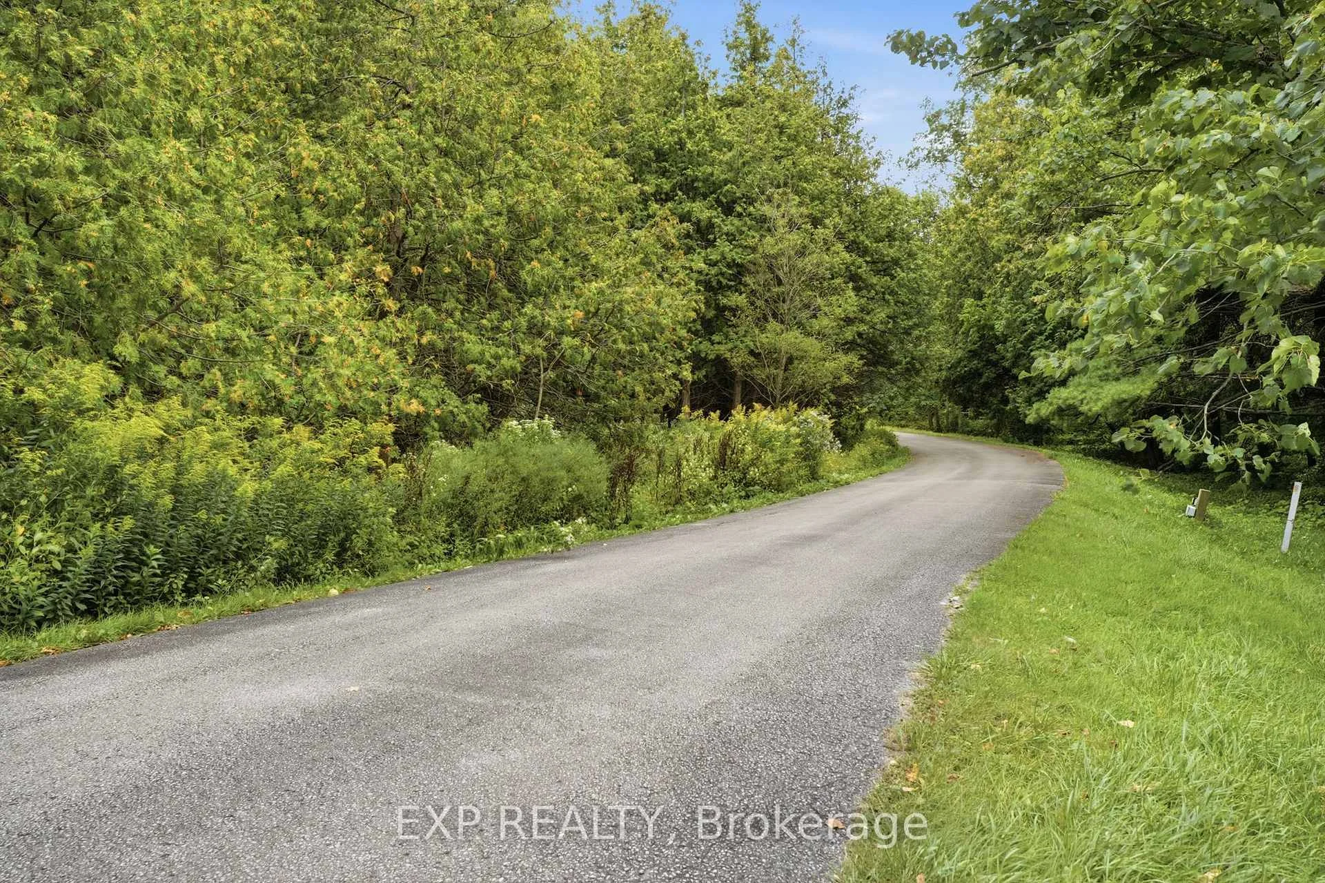 Photo 40 of 1785 Davis Drive W, King, Rural King — HOMEH