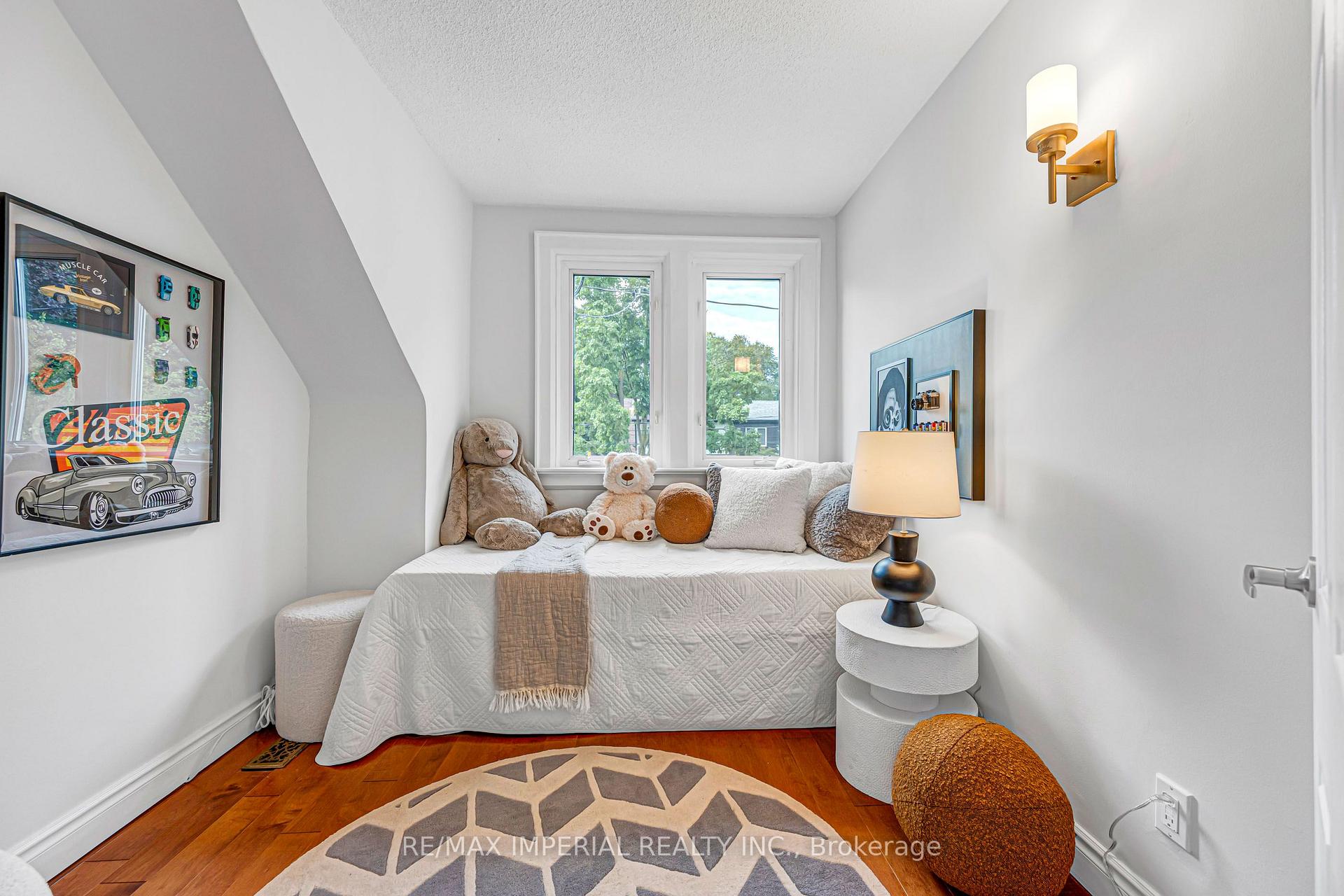 Photo 20 of 609 Millwood Road, Toronto, Mount Pleasant East — HOMEH