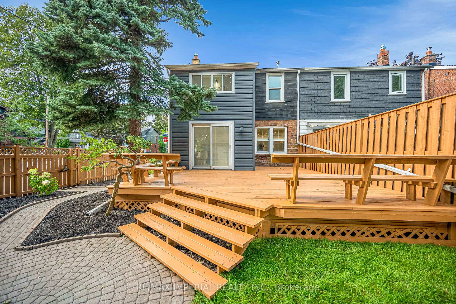Photo 27 of 609 Millwood Road, Toronto, Mount Pleasant East — HOMEH