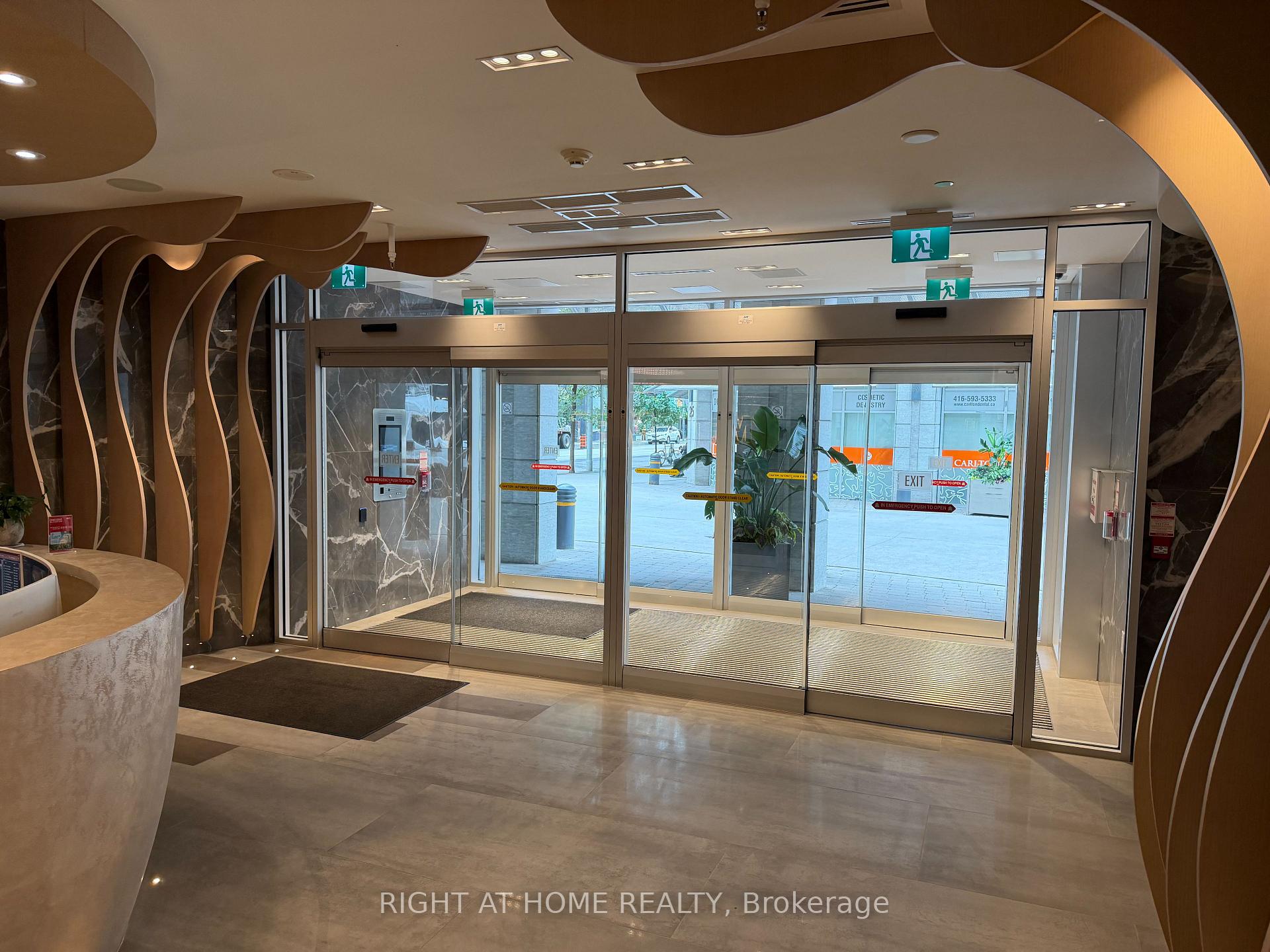 Photo 17 of Unit 2001, 21 Carlton Street, Toronto, Church-Yonge Corridor — HOMEH