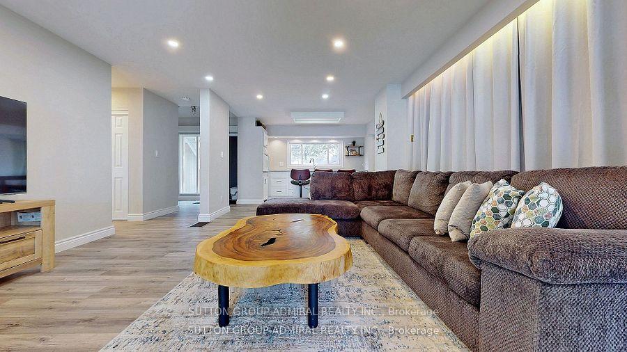 Photo 10 of 743 Broadview Avenue, Orillia — HOMEH