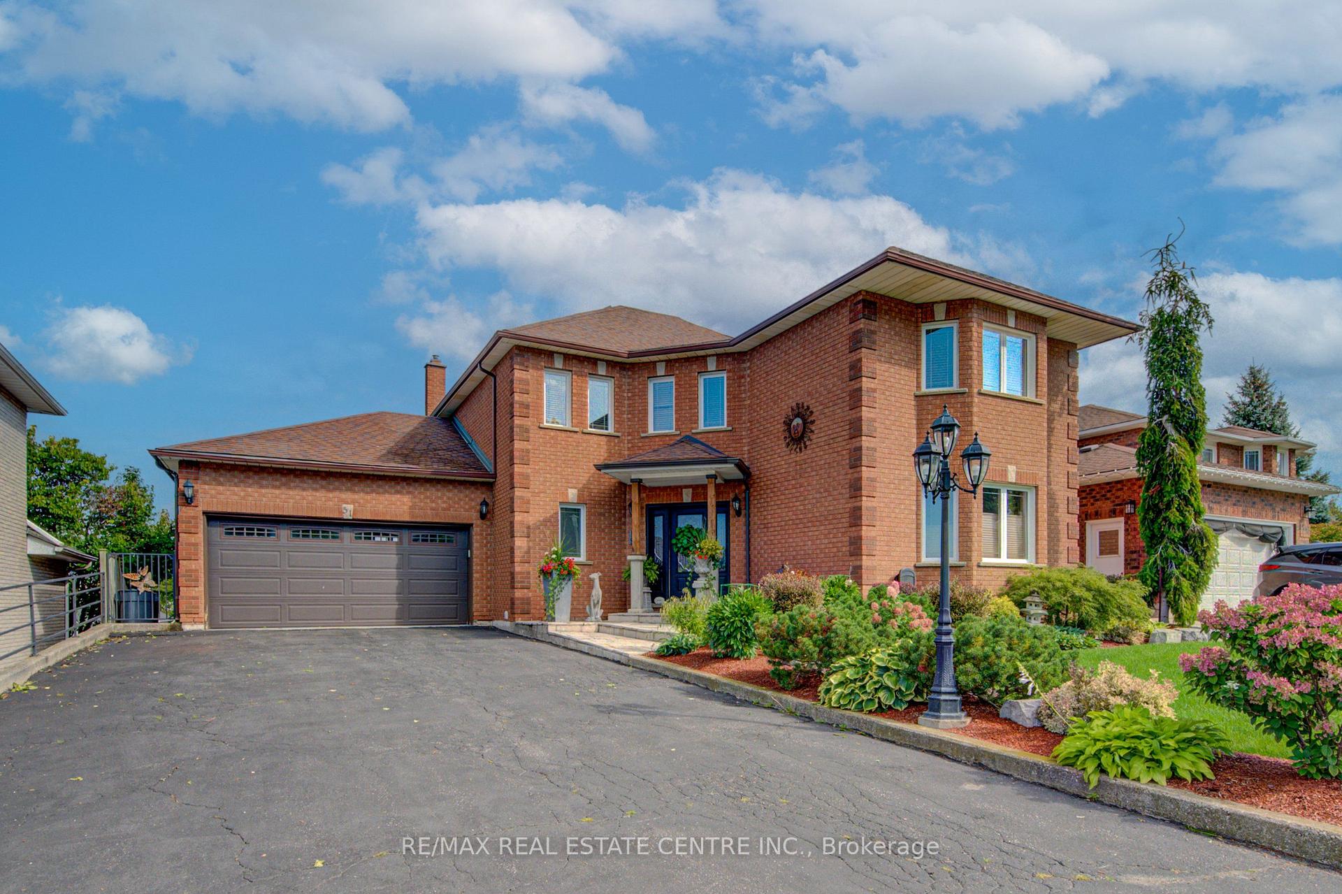 Photo 3 of 51 Copperfield Drive, Cambridge, Christopher-Champlain — HOMEH