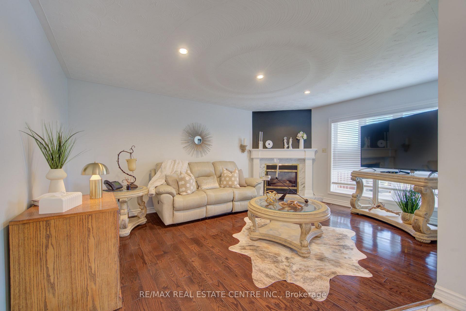 Photo 8 of 51 Copperfield Drive, Cambridge, Christopher-Champlain — HOMEH