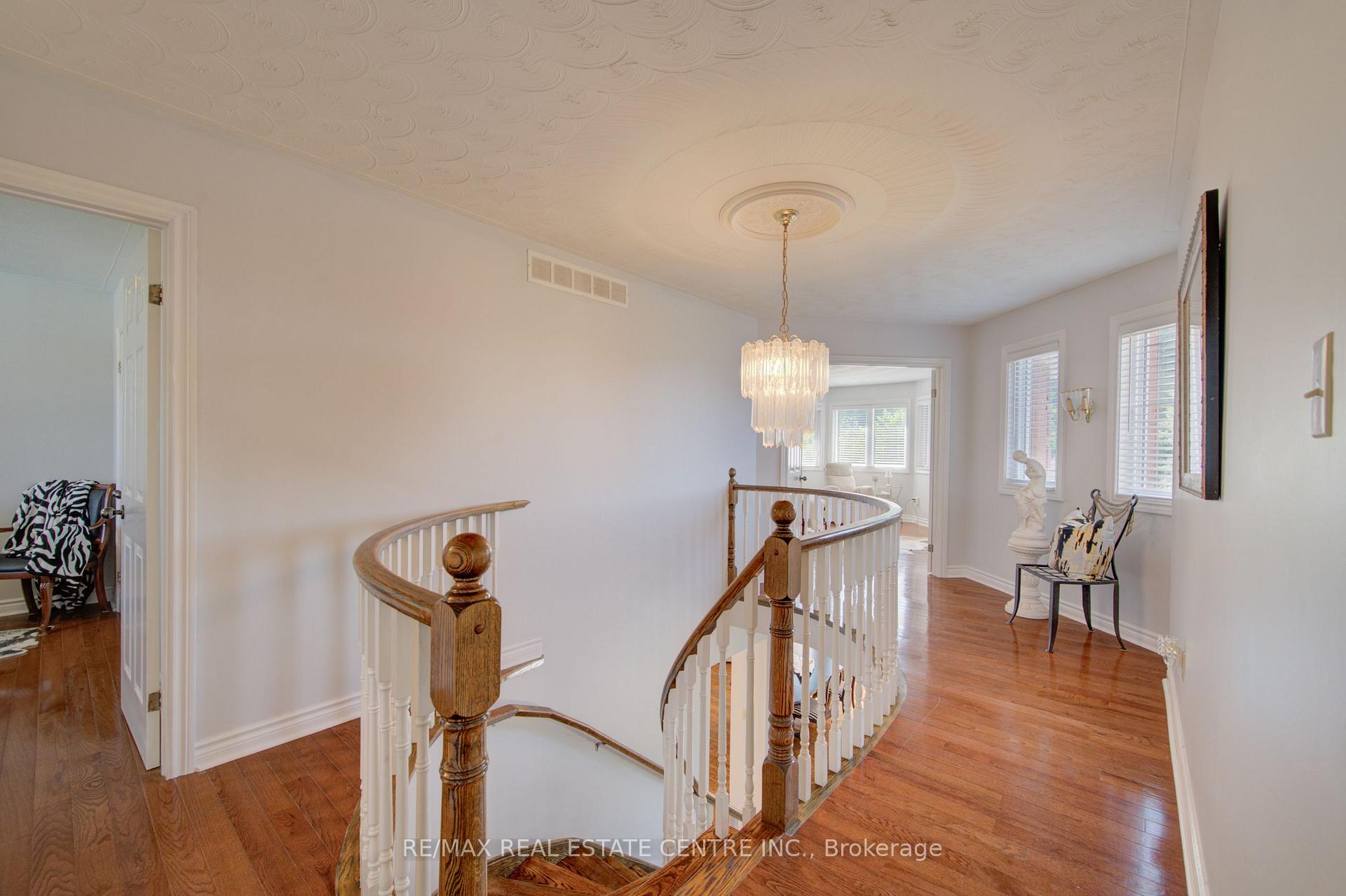 Photo 18 of 51 Copperfield Drive, Cambridge, Christopher-Champlain — HOMEH