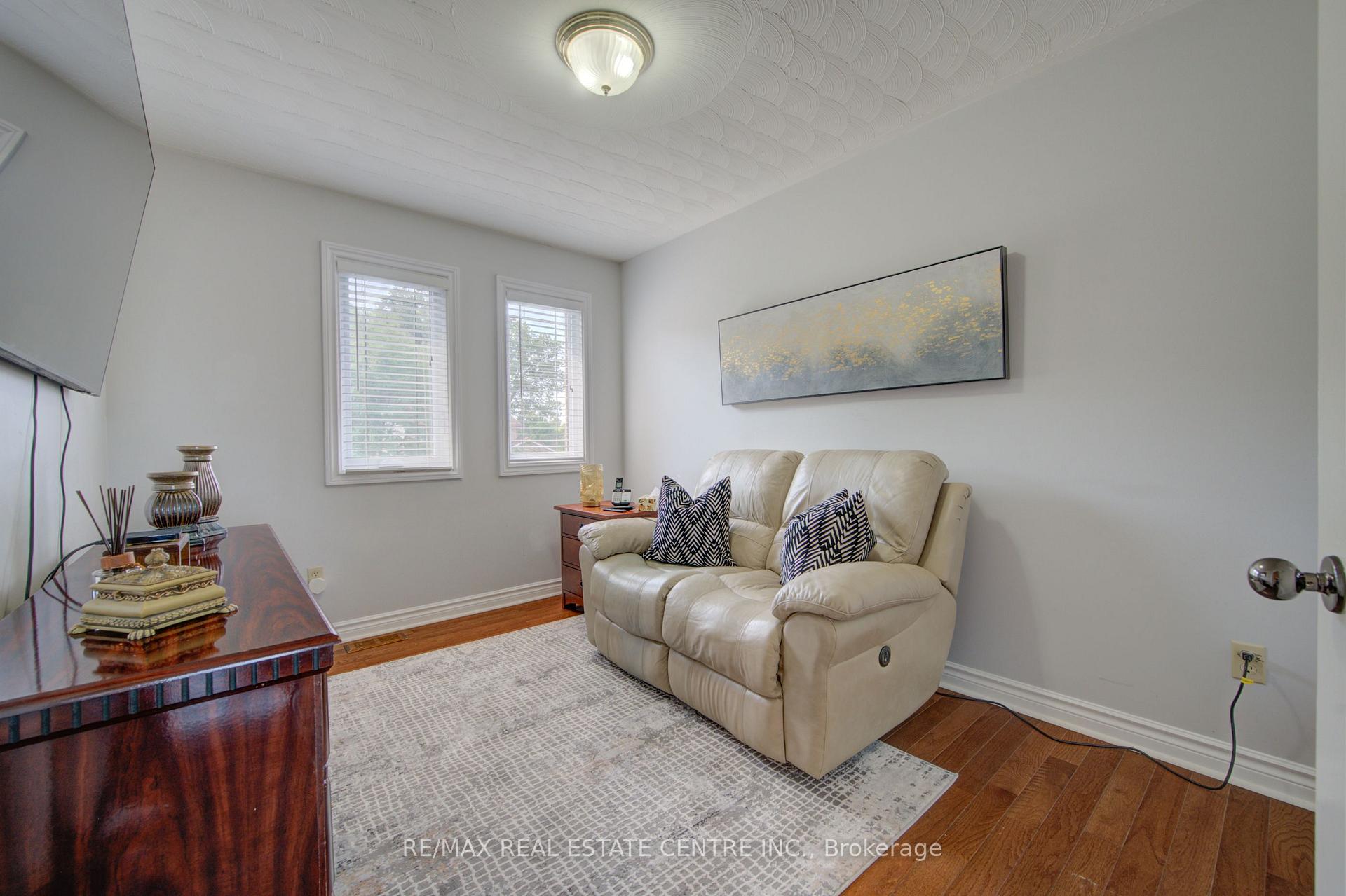 Photo 22 of 51 Copperfield Drive, Cambridge, Christopher-Champlain — HOMEH