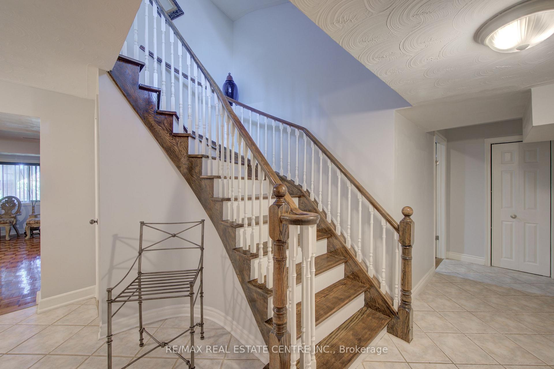 Photo 31 of 51 Copperfield Drive, Cambridge, Christopher-Champlain — HOMEH