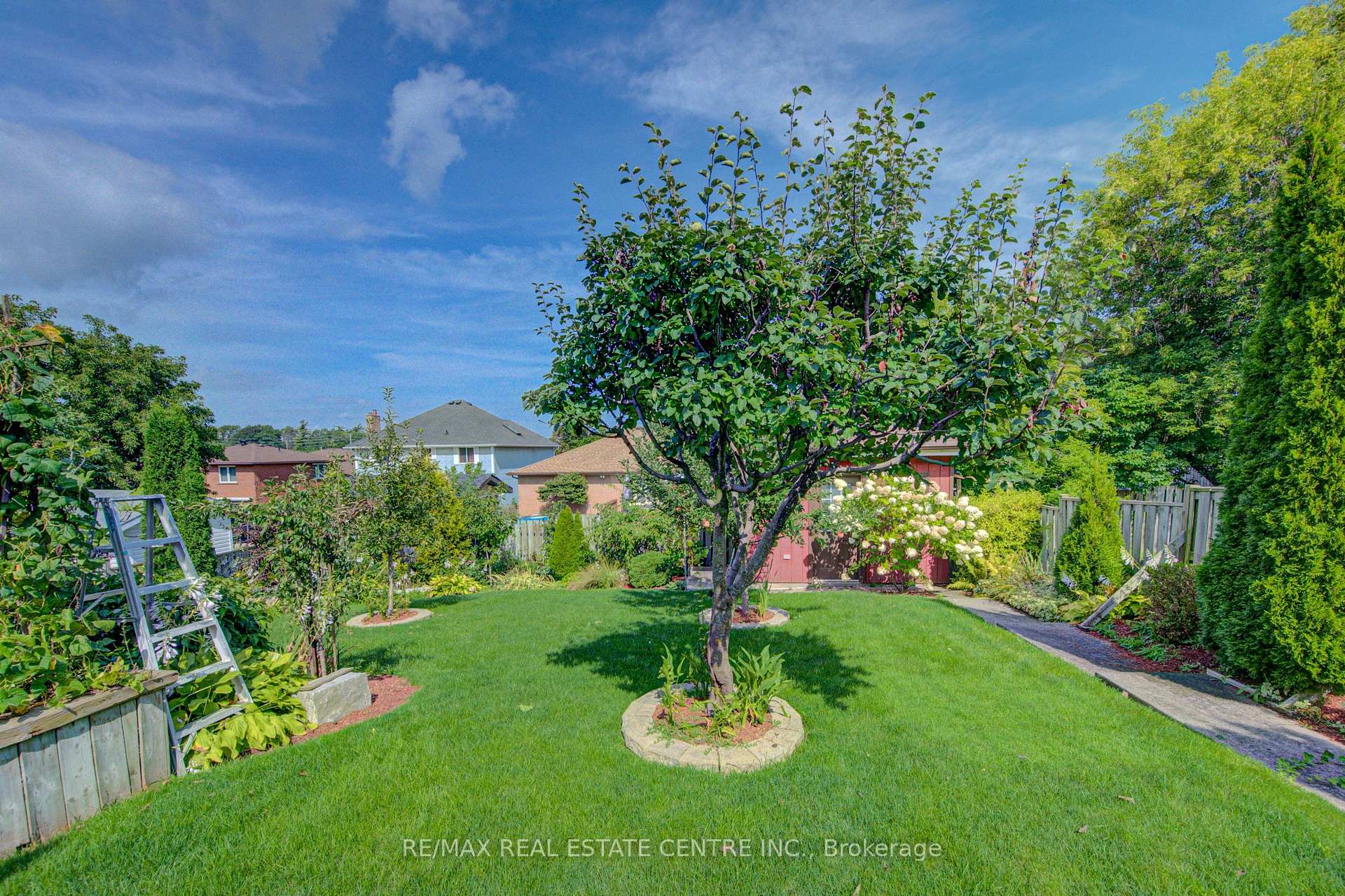 Photo 48 of 51 Copperfield Drive, Cambridge, Christopher-Champlain — HOMEH