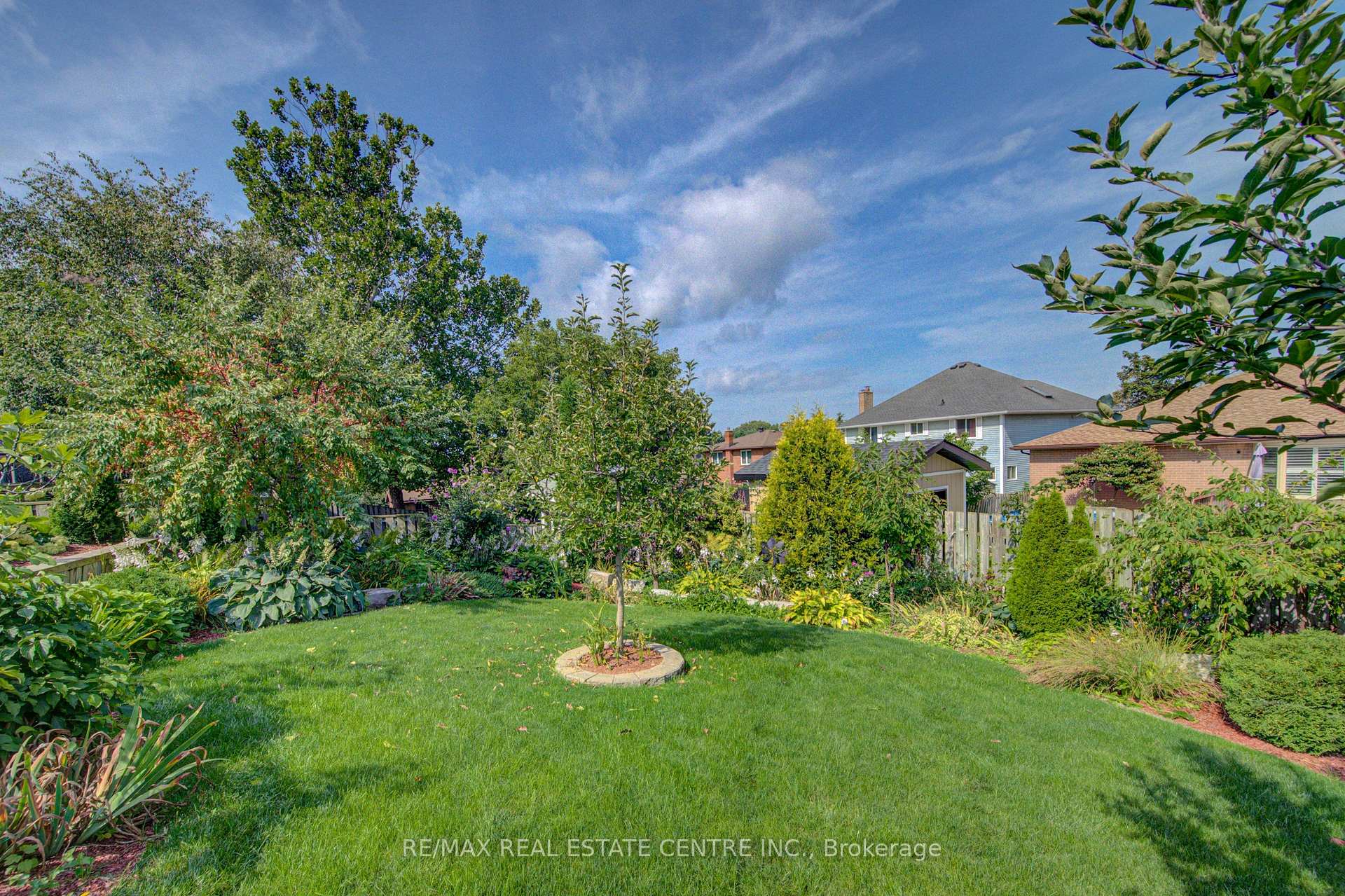 Photo 49 of 51 Copperfield Drive, Cambridge, Christopher-Champlain — HOMEH