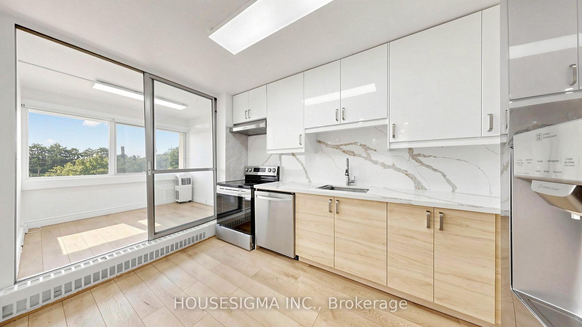 Photo 9 of Unit 305, 725 Don Mills Road, Toronto, Flemingdon Park — HOMEH
