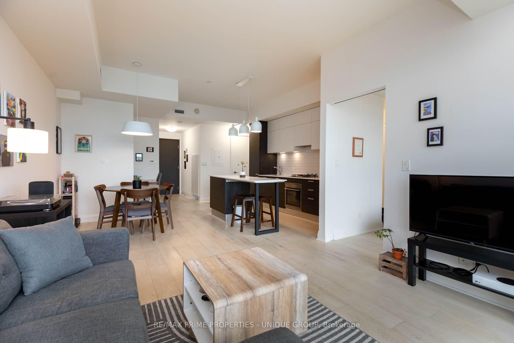 Photo 7 of Unit 304, 245 Perth Avenue, Toronto, Dovercourt-Wallace Emerson-Junction — HOMEH