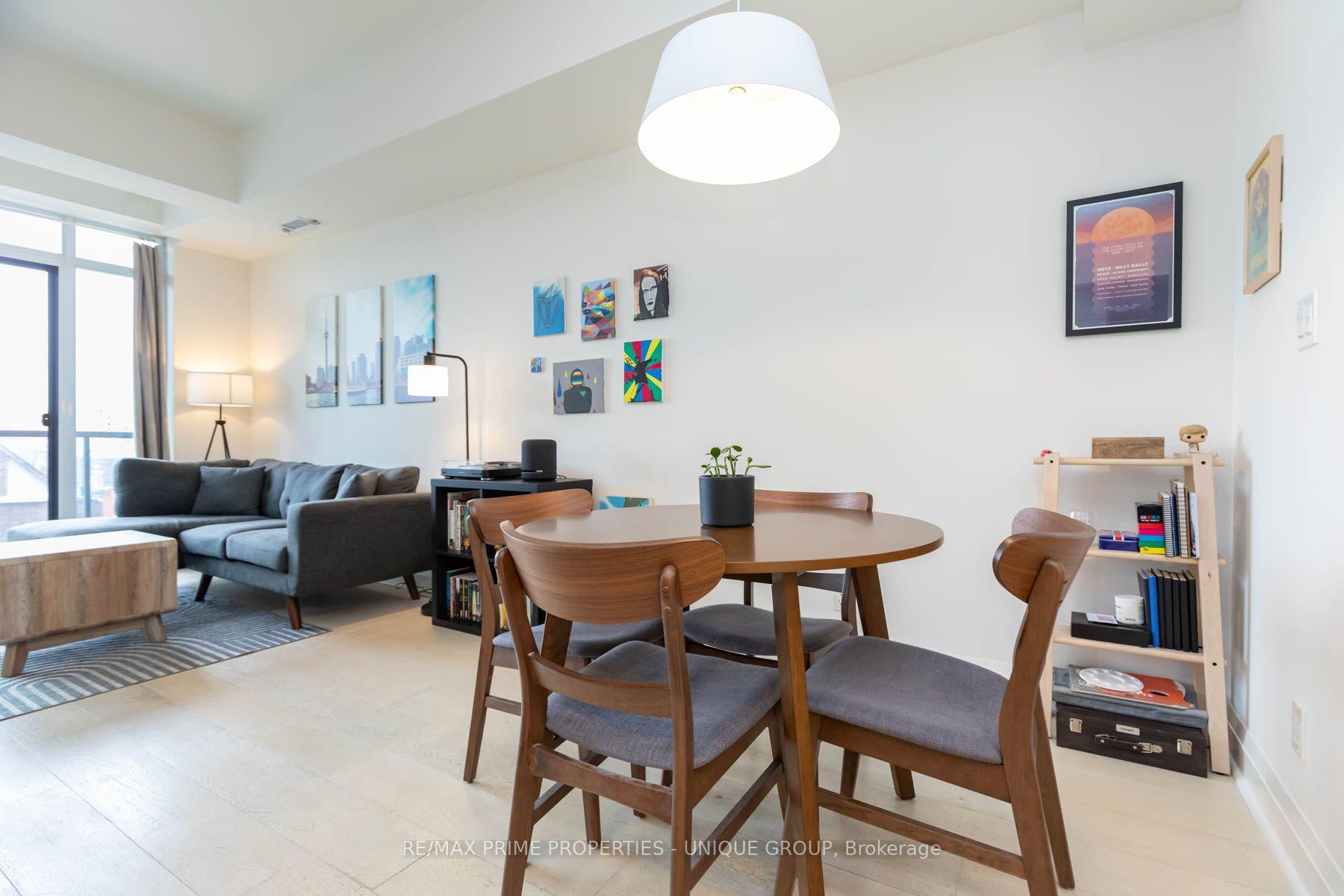 Photo 9 of Unit 304, 245 Perth Avenue, Toronto, Dovercourt-Wallace Emerson-Junction — HOMEH